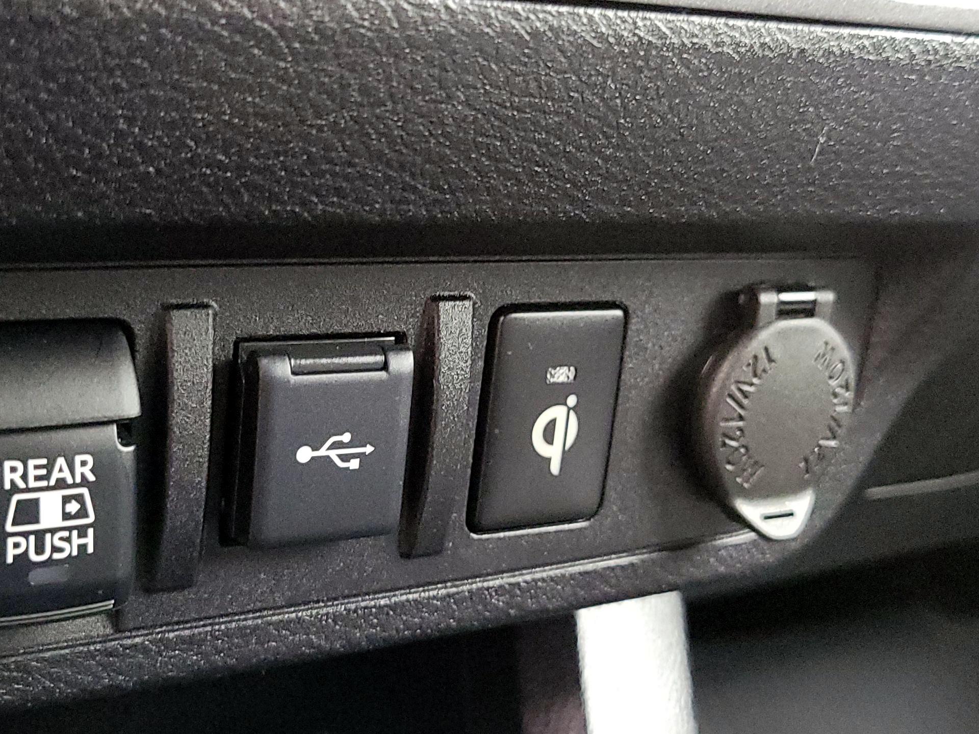 Thumbnail: 2020 Toyota Tacoma - 18