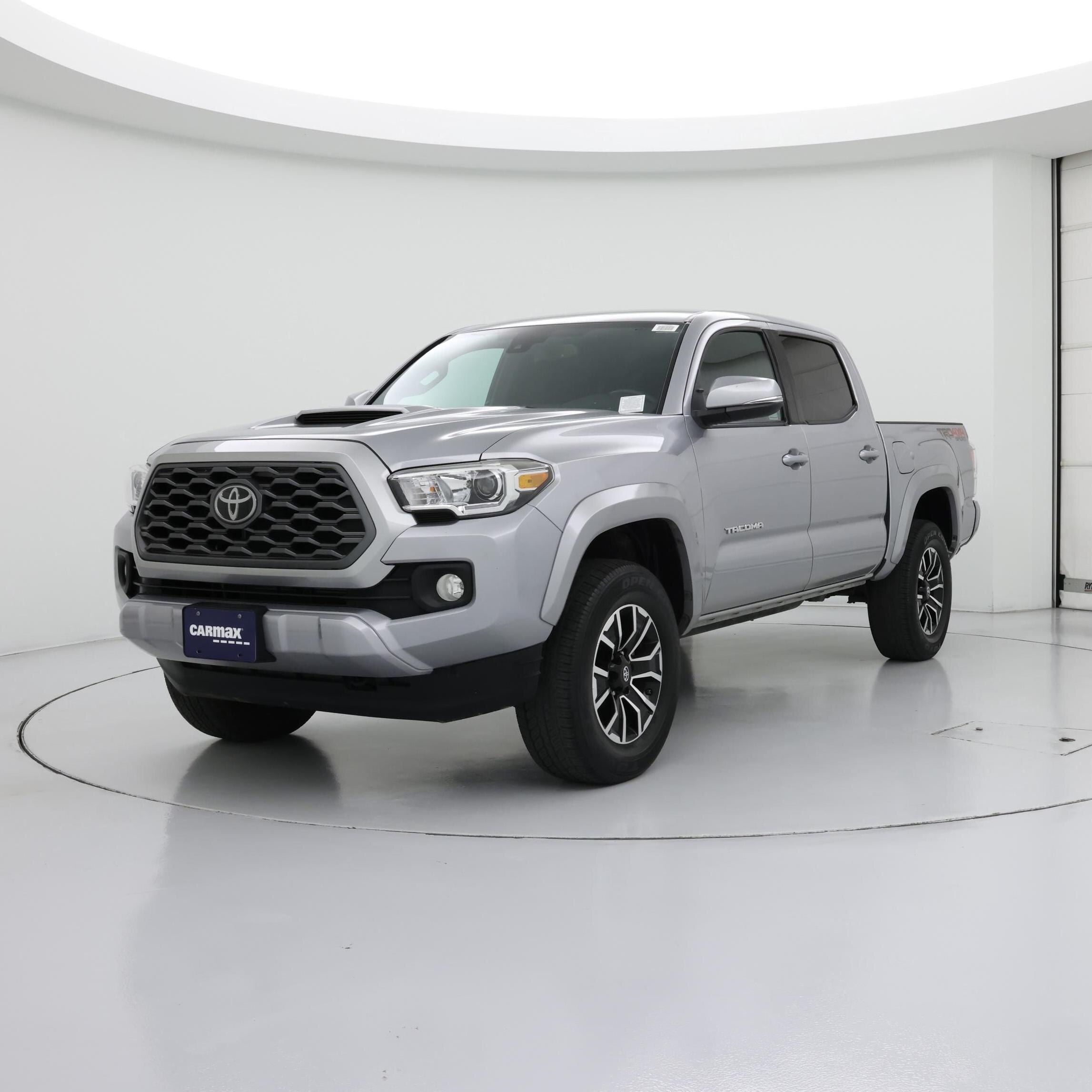 Thumbnail: 2020 Toyota Tacoma - 4