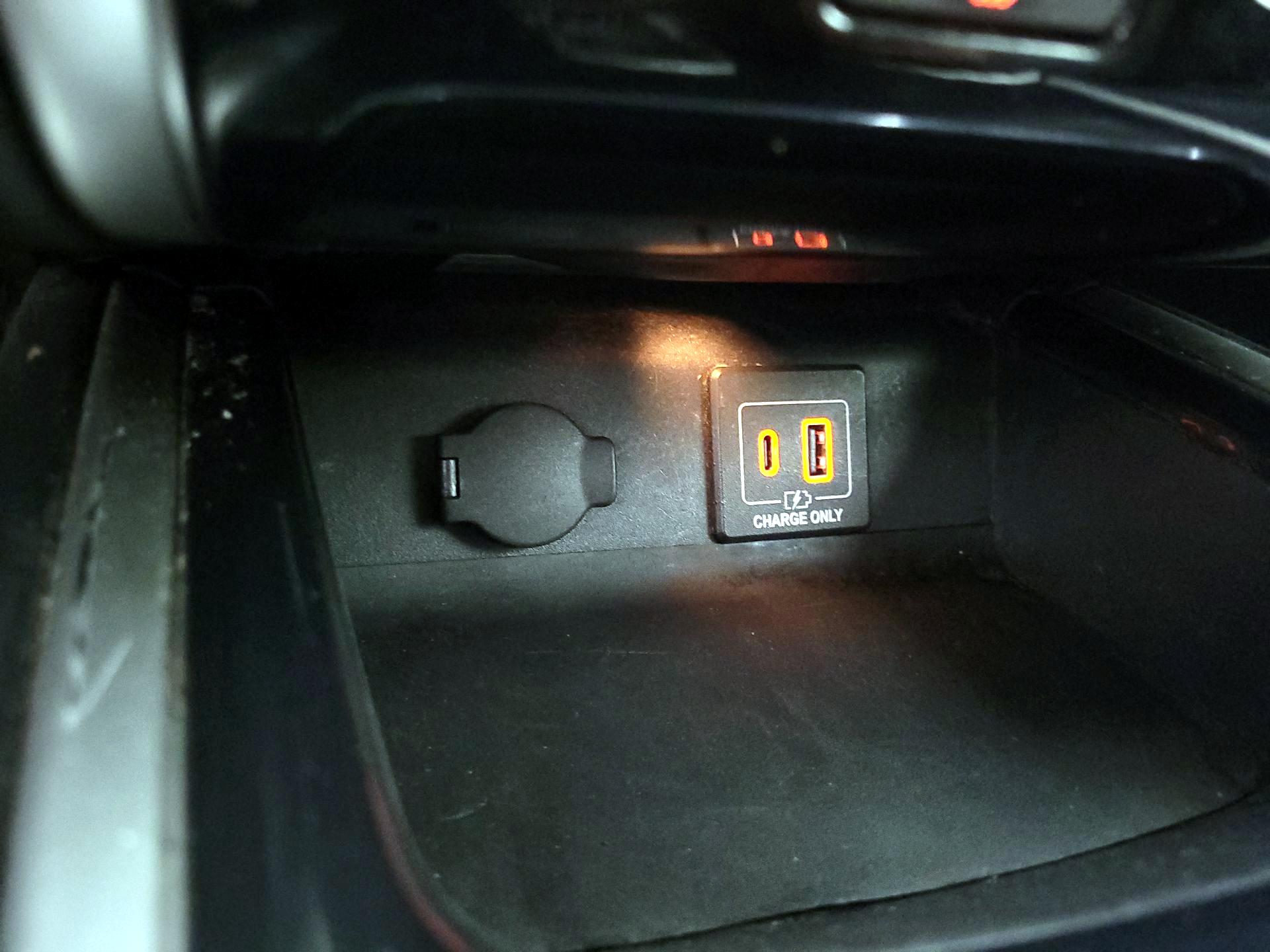 Thumbnail: 2019 Nissan Pathfinder - 18