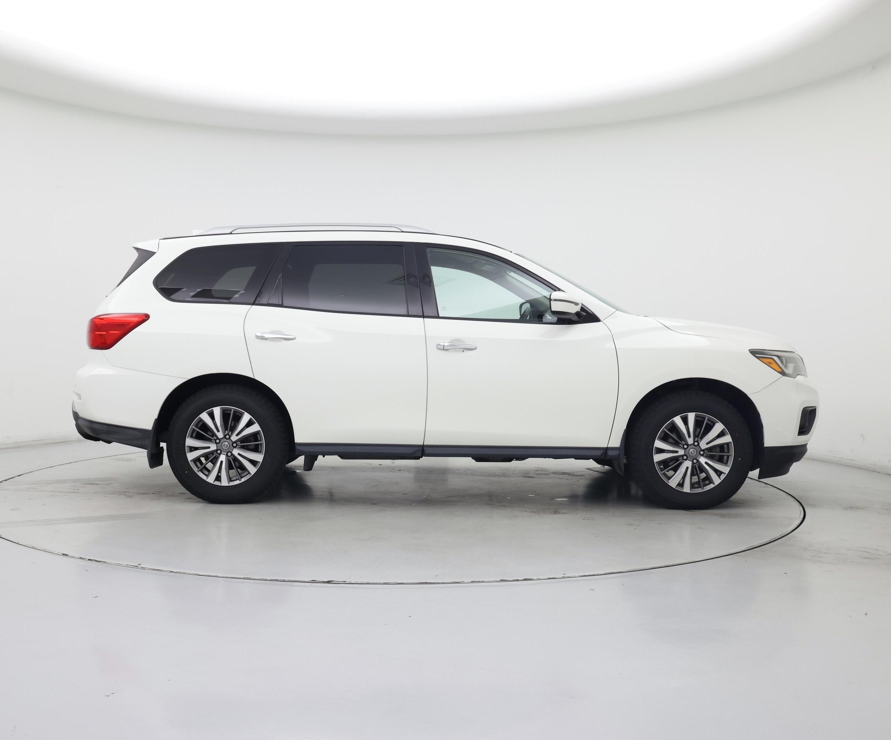 Thumbnail: 2019 Nissan Pathfinder - 7