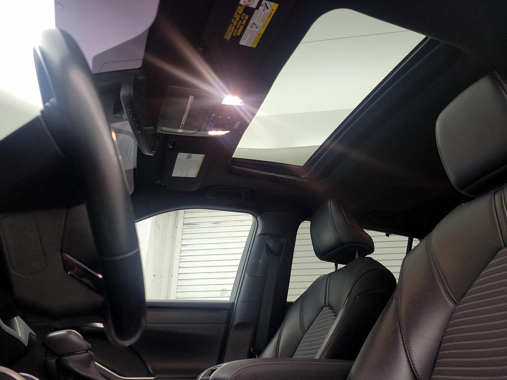 Thumbnail: 2021 Toyota Highlander - 20