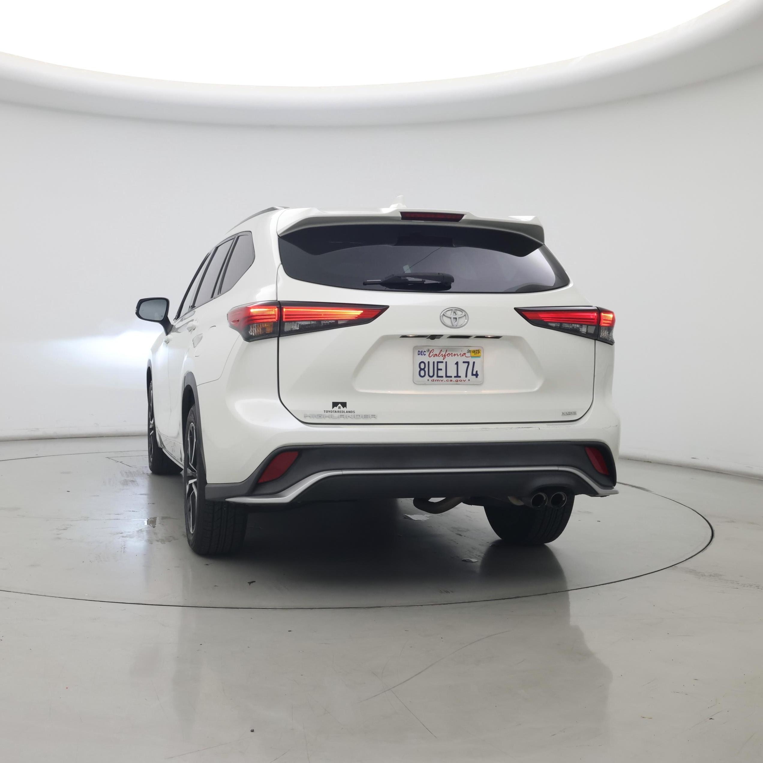 Thumbnail: 2021 Toyota Highlander - 6