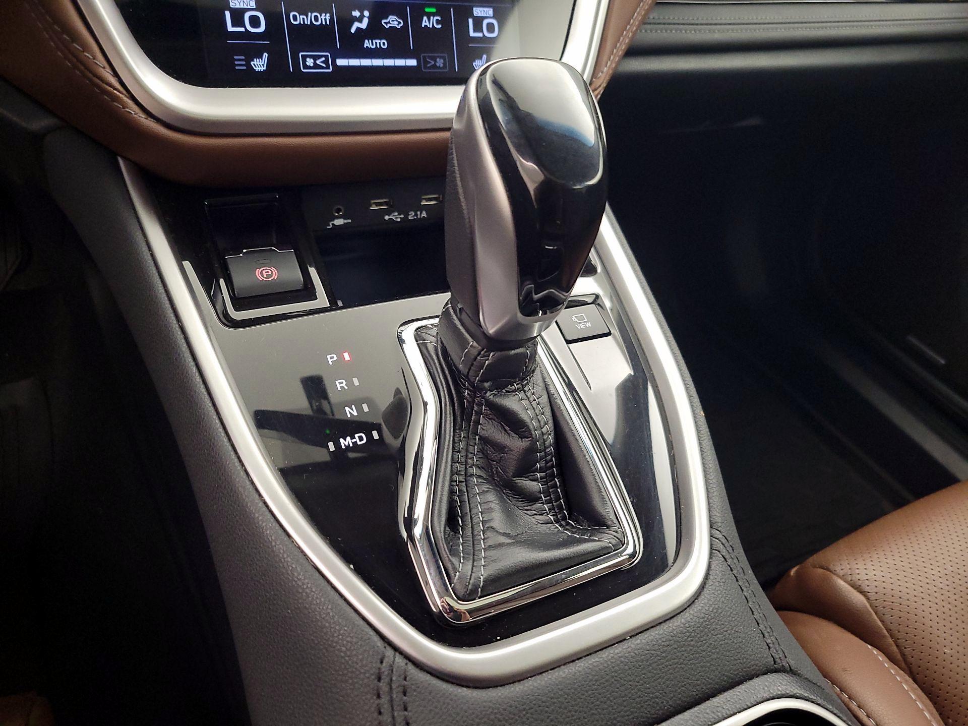 Thumbnail: 2022 Subaru Outback - 17