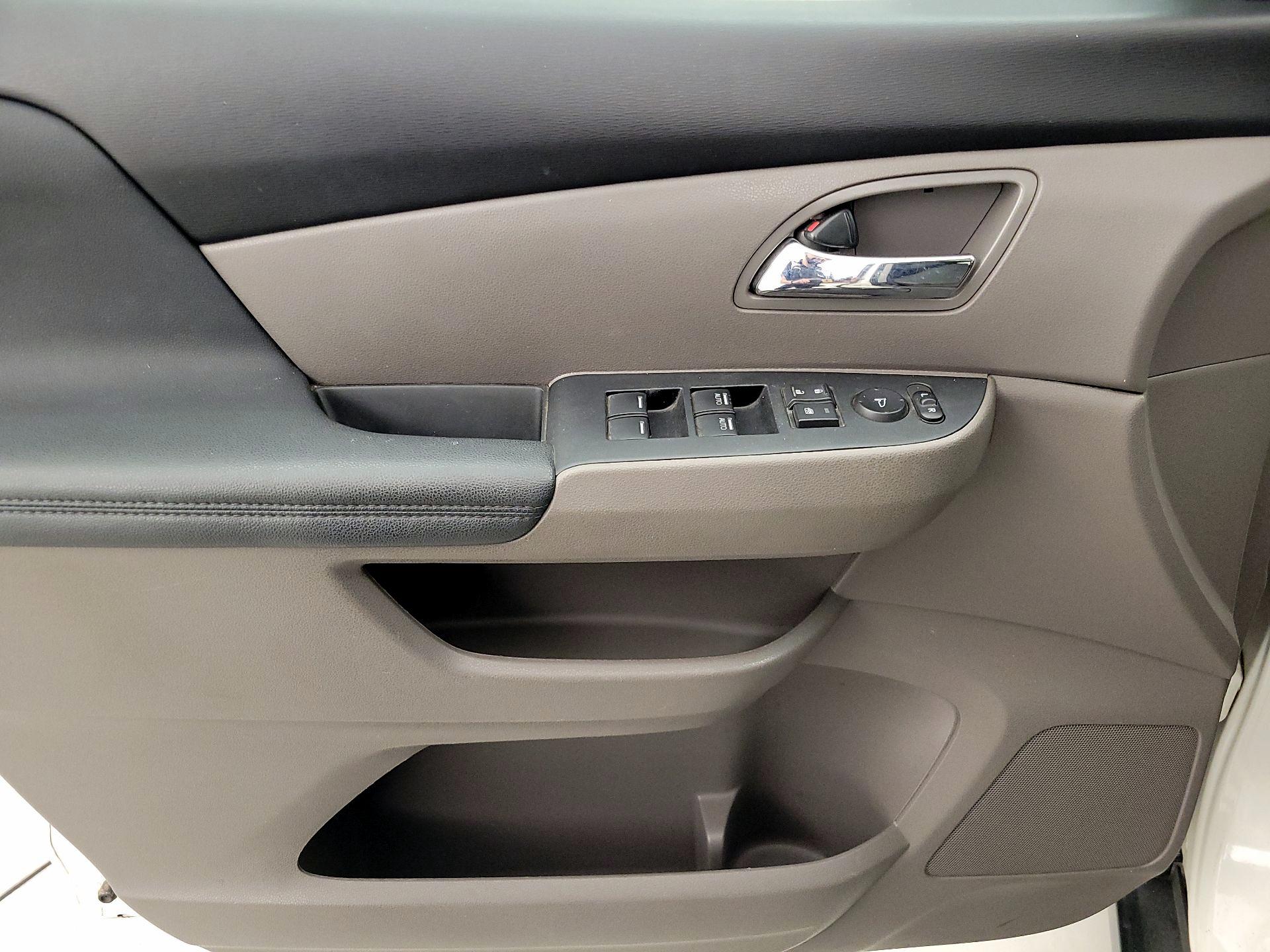 Thumbnail: 2016 Honda Odyssey - 12