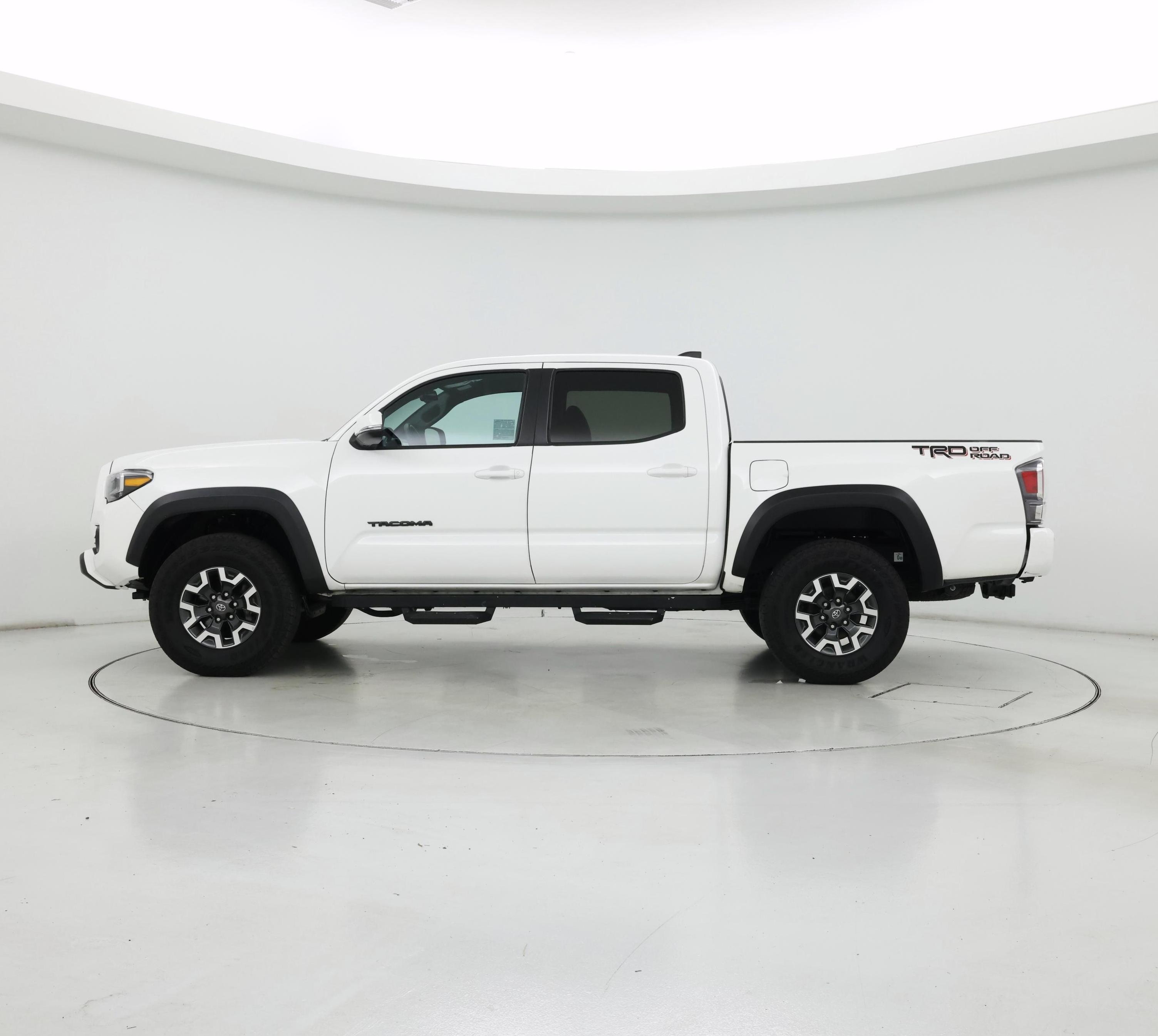 Thumbnail: 2023 Toyota Tacoma - 3