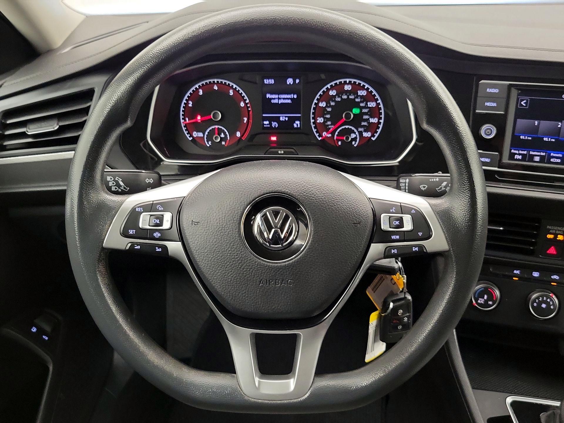 Thumbnail: 2021 Volkswagen Jetta - 10