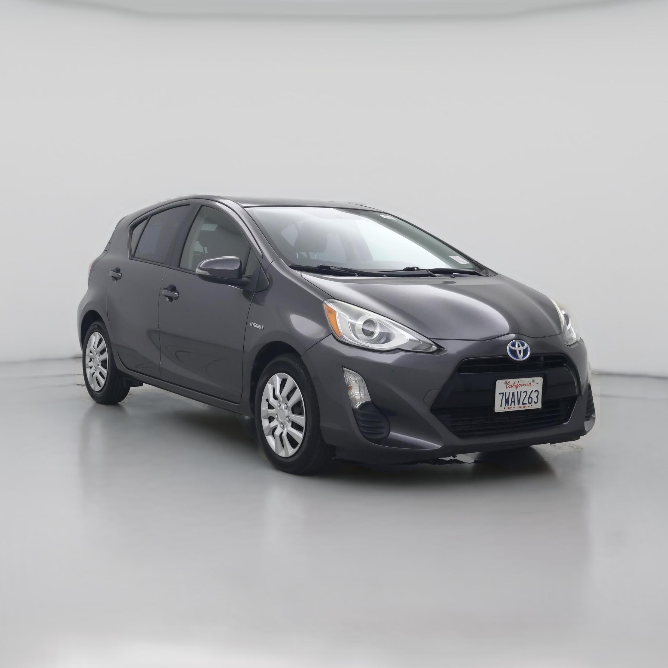 Thumbnail: 2016 Toyota Prius c - 1