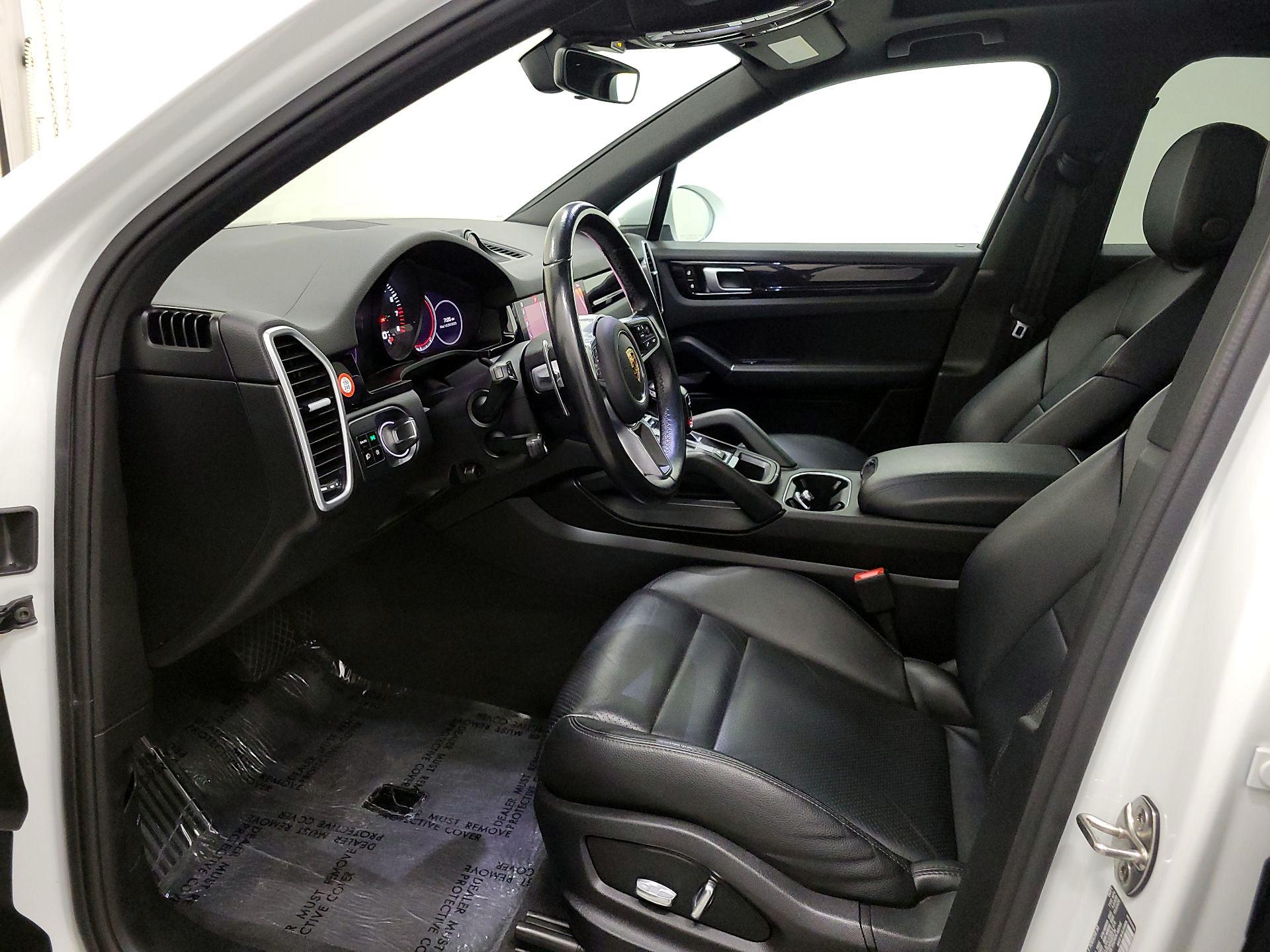 Thumbnail: 2021 Porsche Cayenne - 11