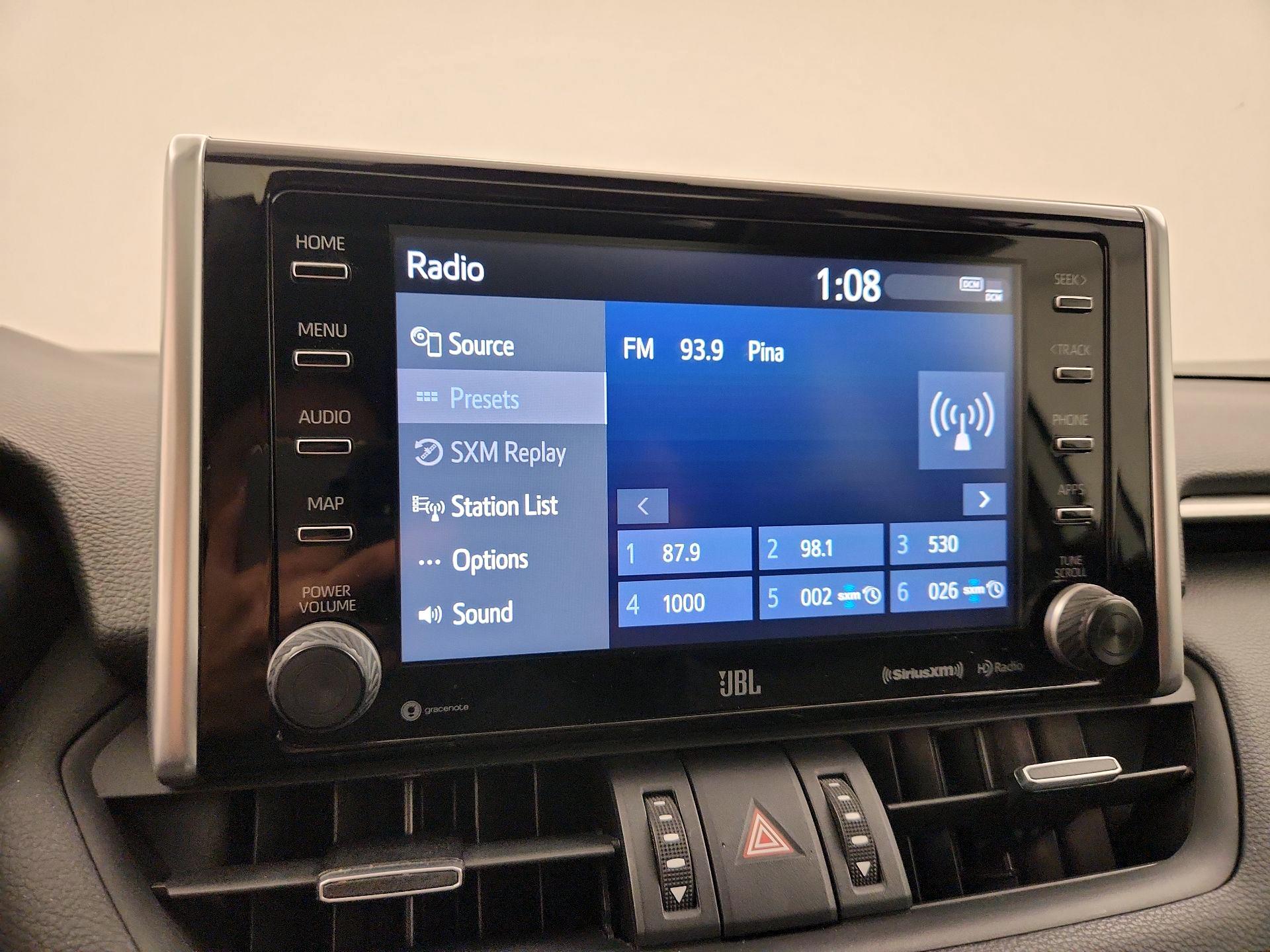 Thumbnail: 2021 Toyota RAV4 - 15