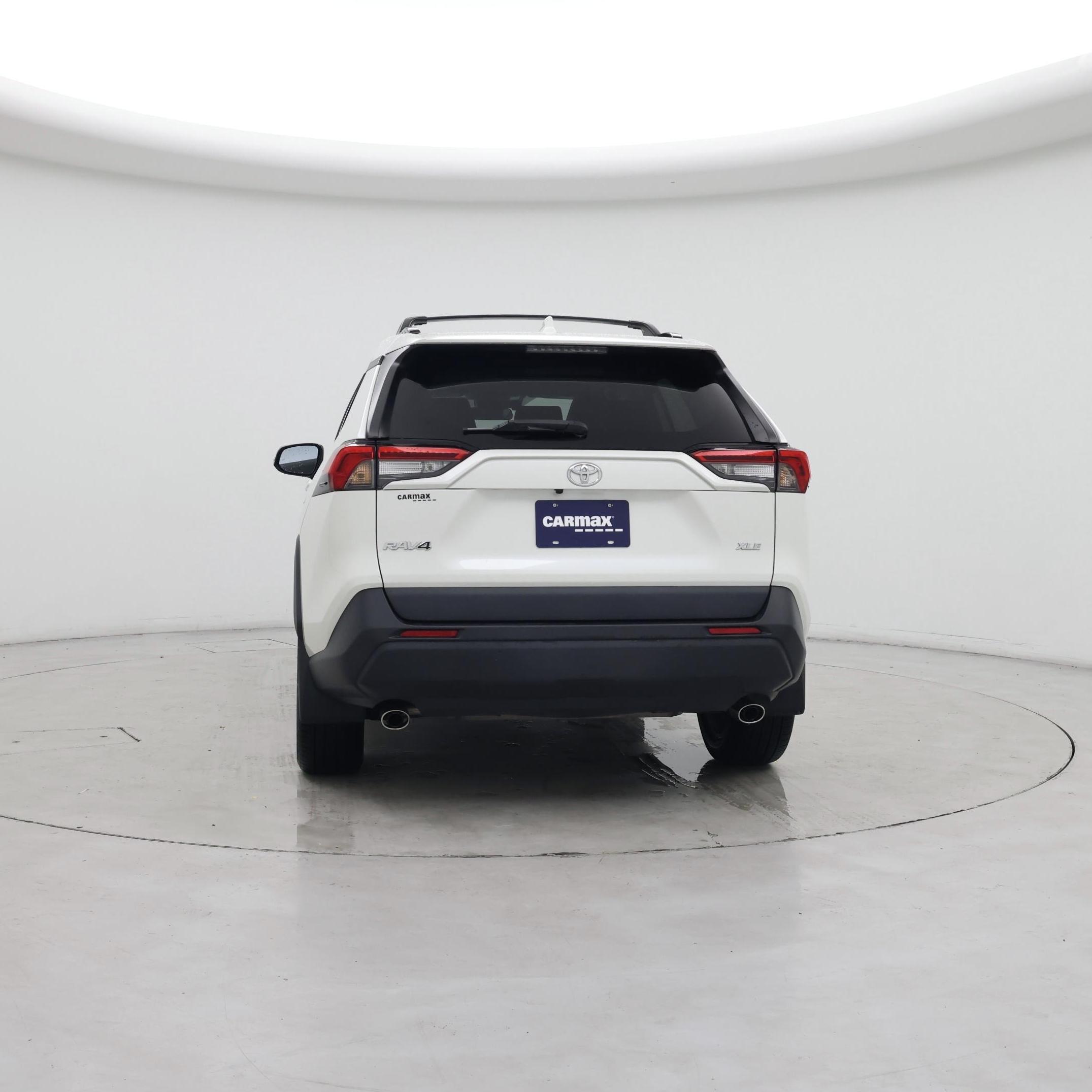 Thumbnail: 2021 Toyota RAV4 - 6