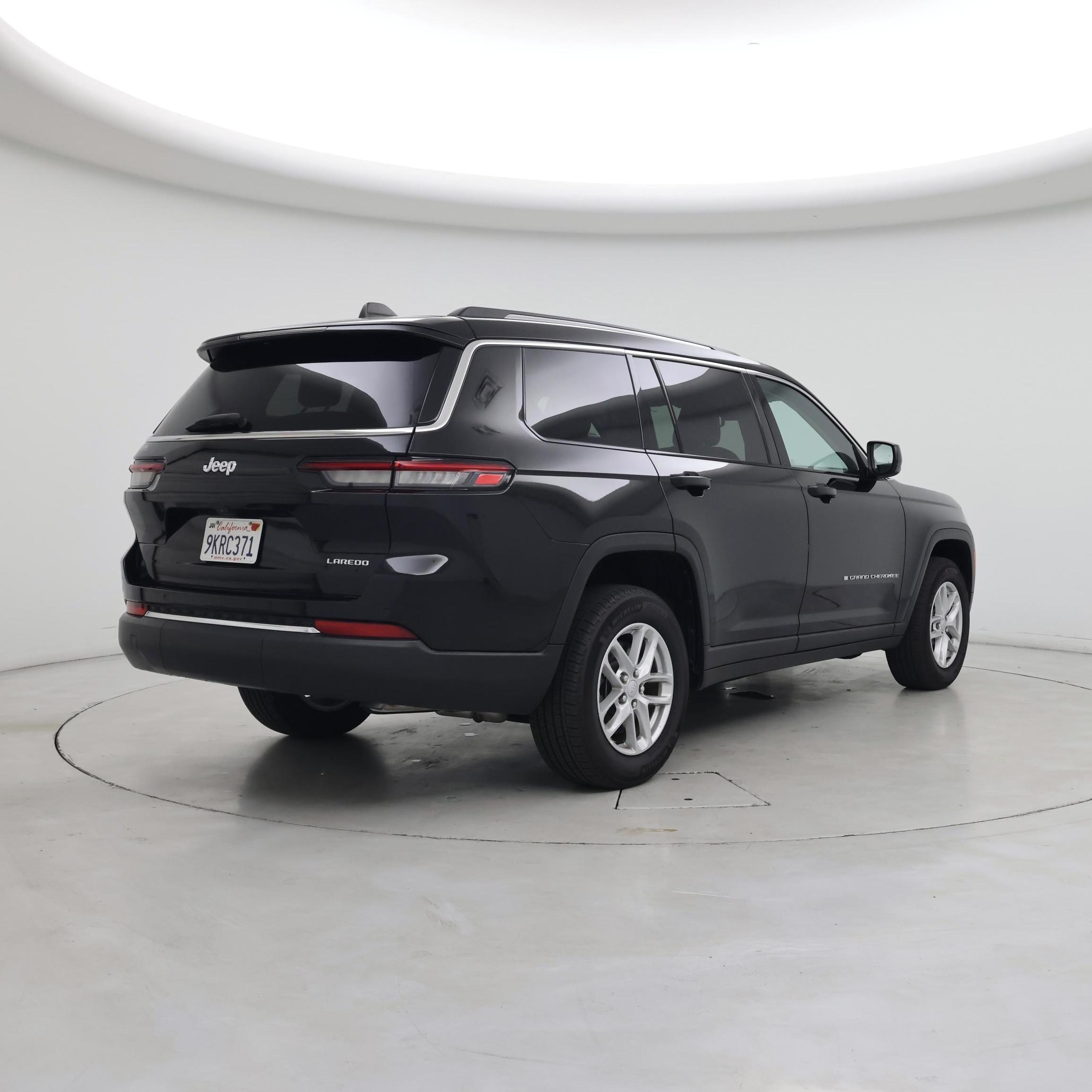 Thumbnail: 2024 Jeep Grand Cherokee L - 8