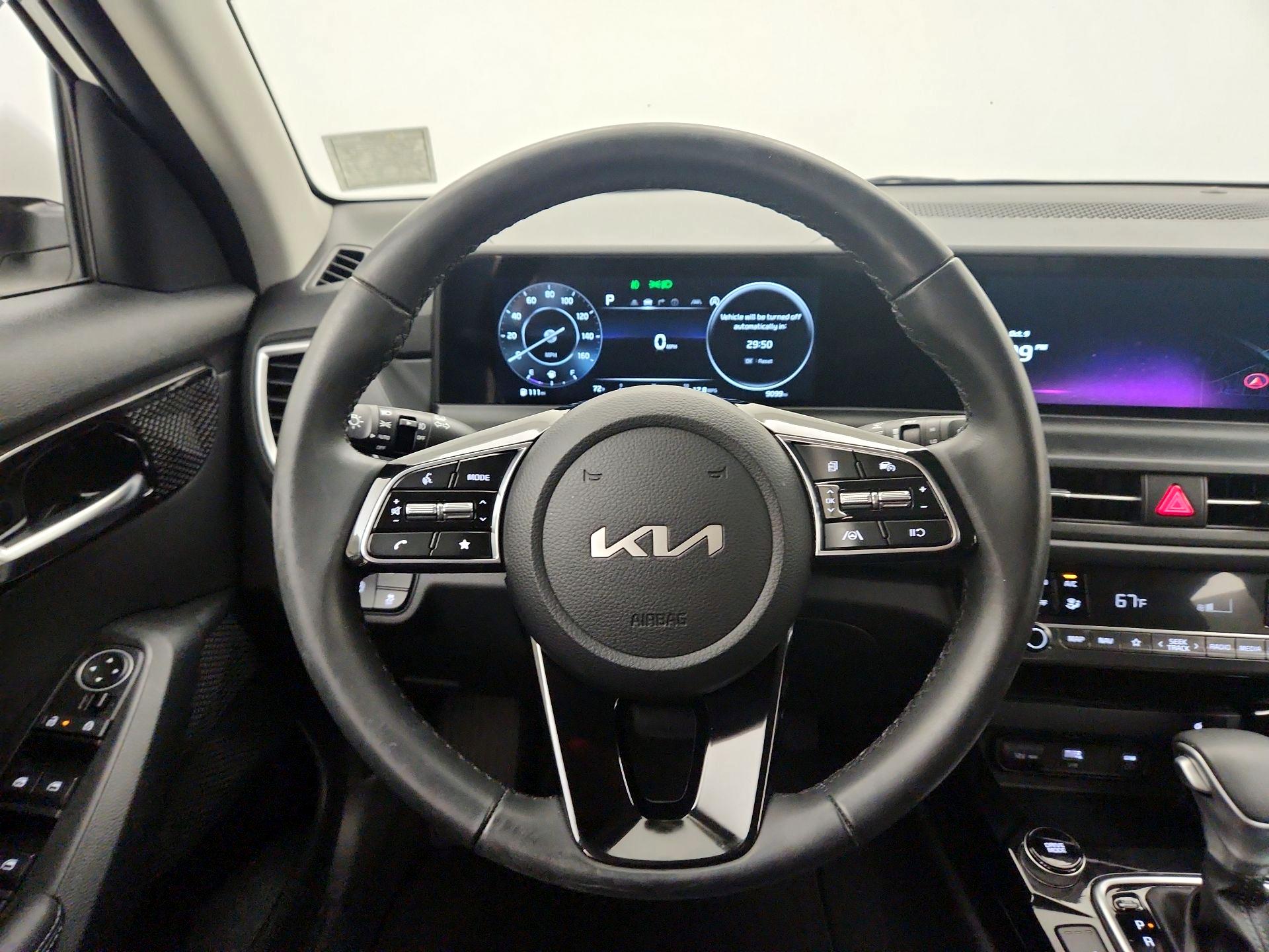 Thumbnail: 2024 Kia Seltos - 10