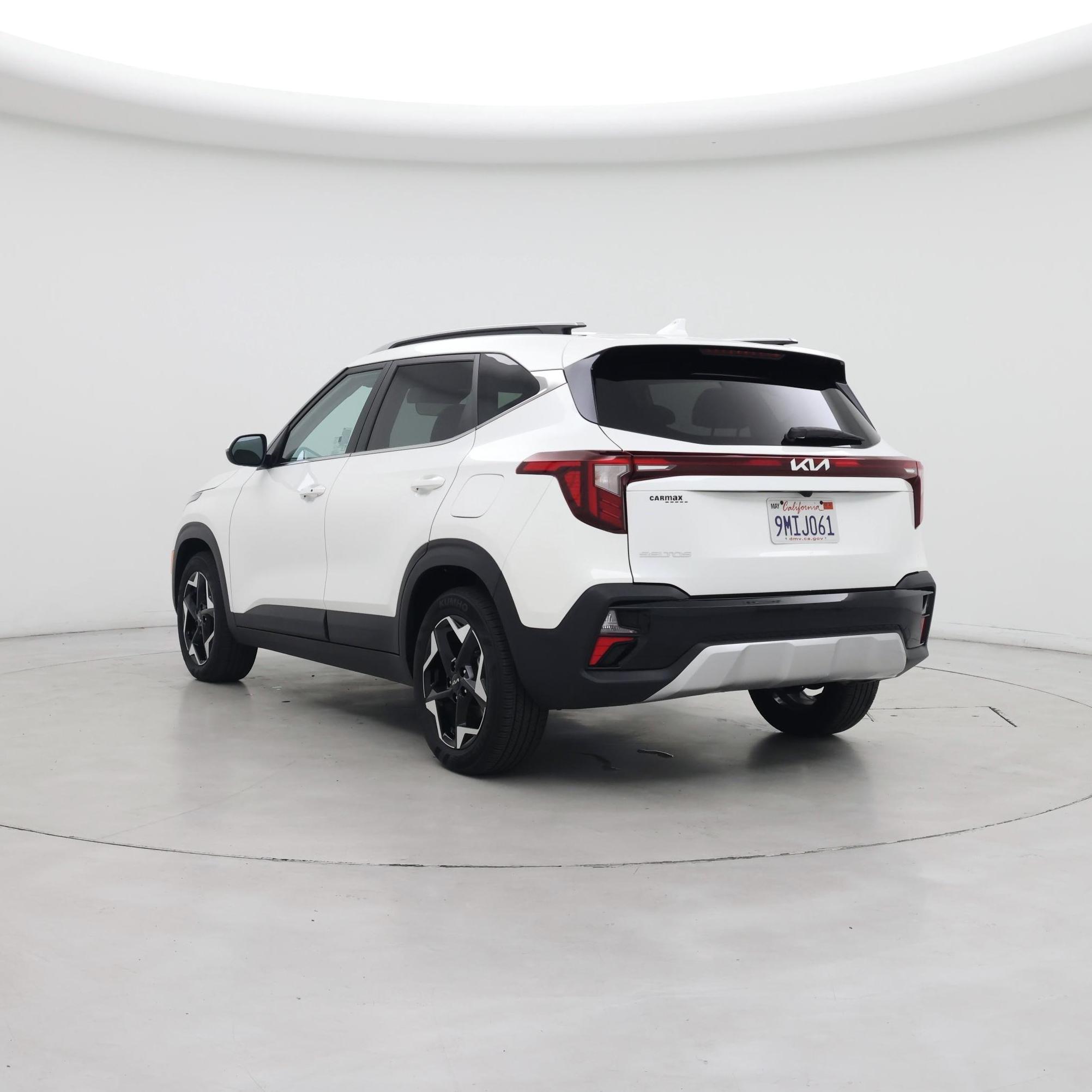 Thumbnail: 2024 Kia Seltos - 2