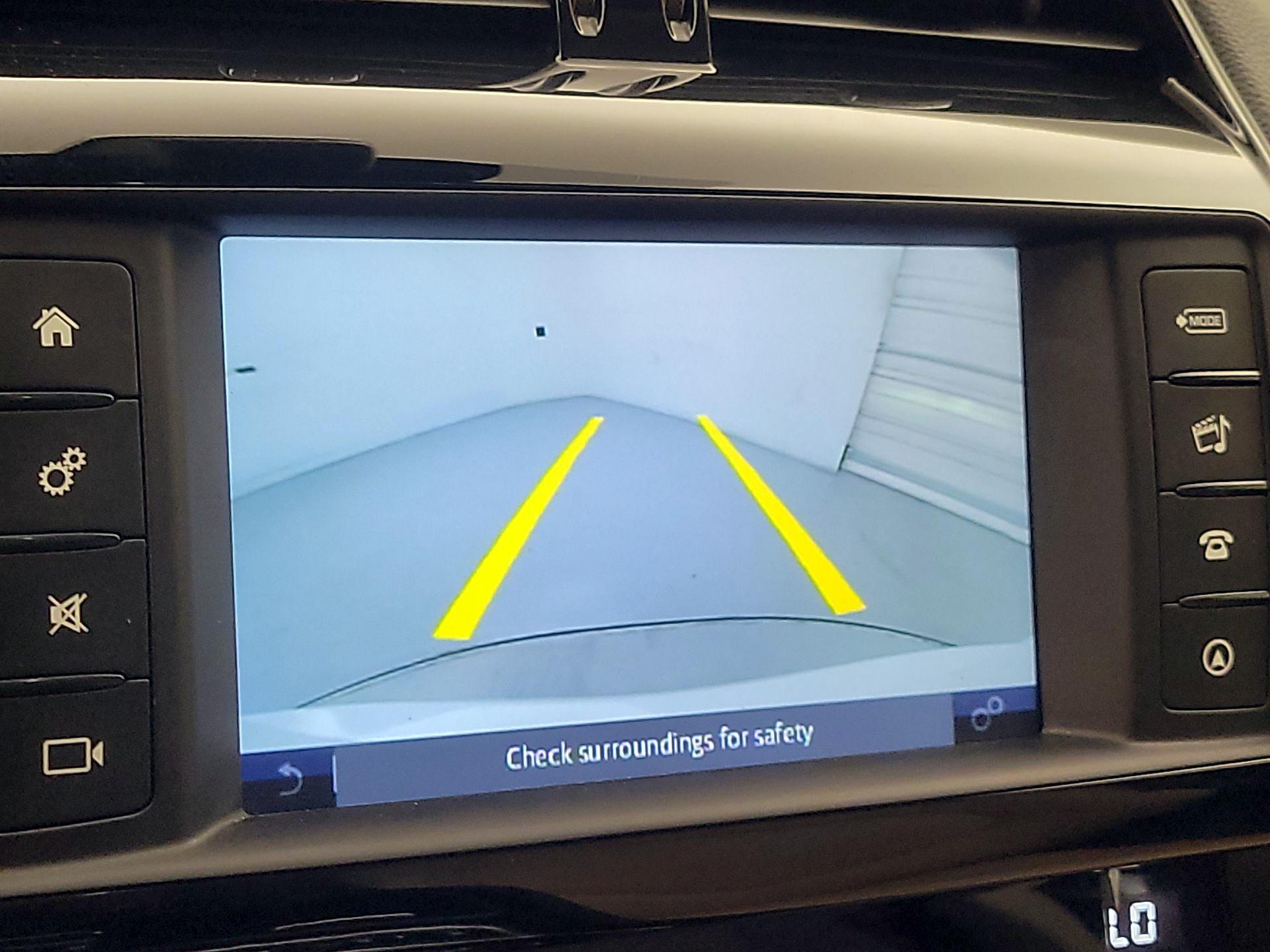 Thumbnail: 2018 Jaguar XE - 15