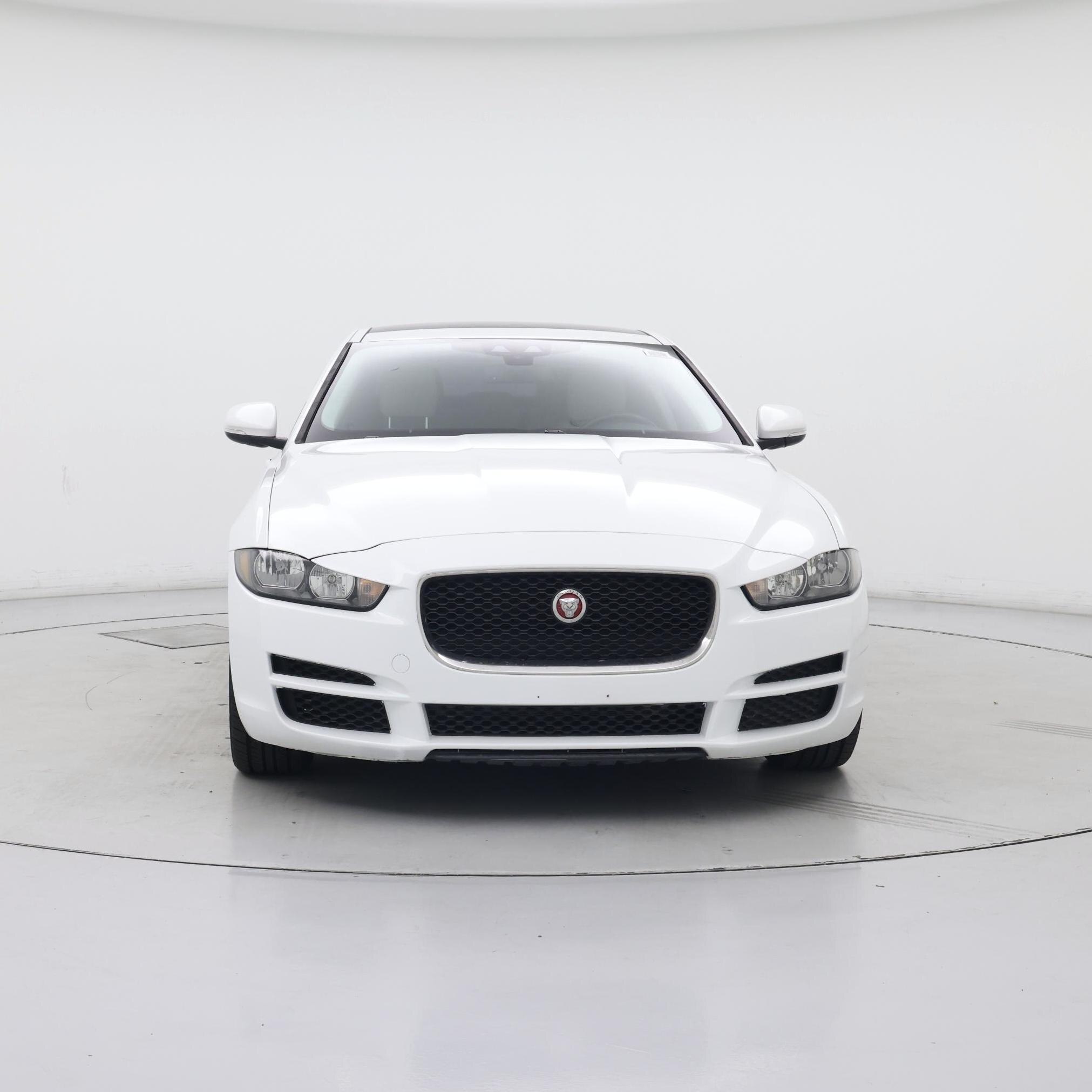 Thumbnail: 2018 Jaguar XE - 5