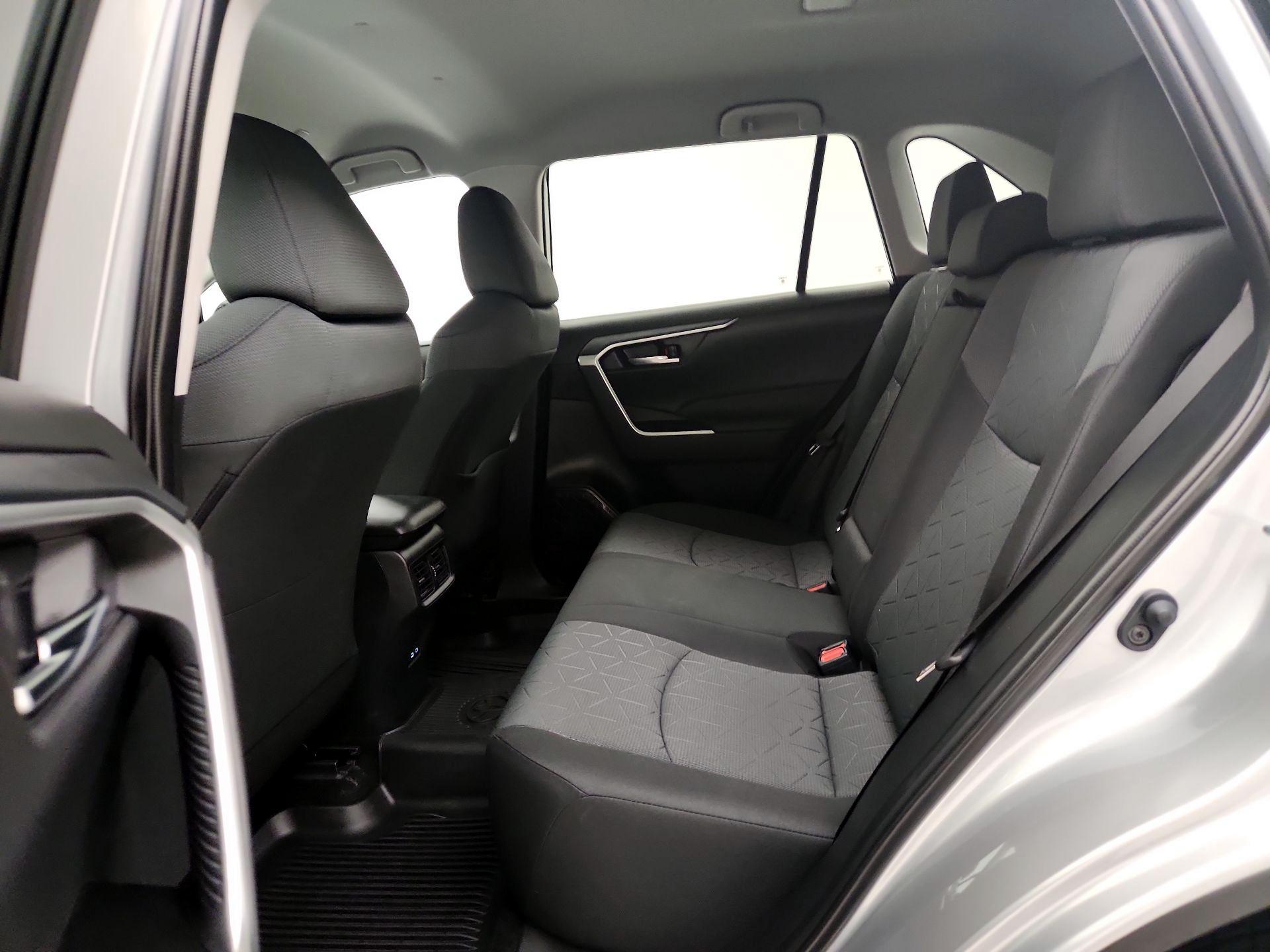 Thumbnail: 2025 Toyota RAV4 - 19