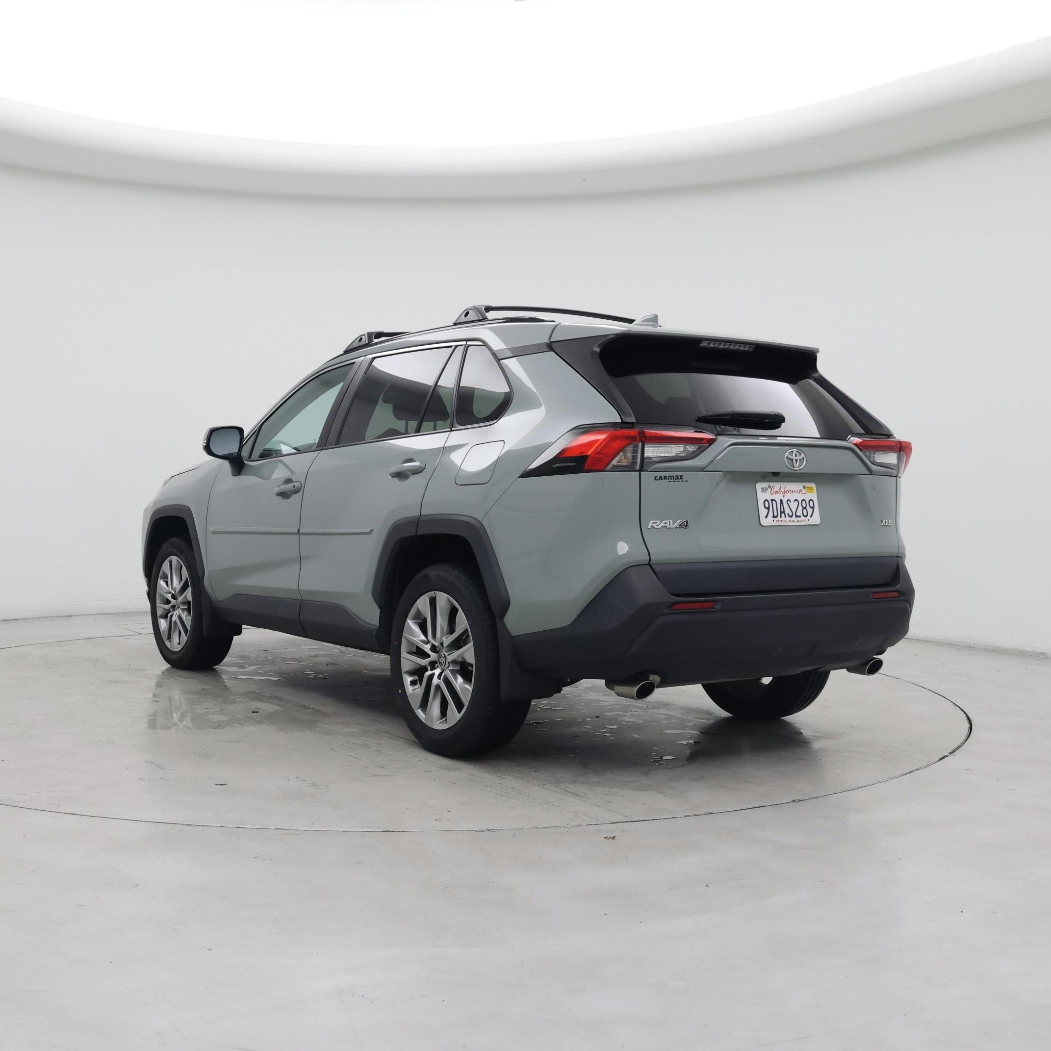Thumbnail: 2022 Toyota RAV4 - 2
