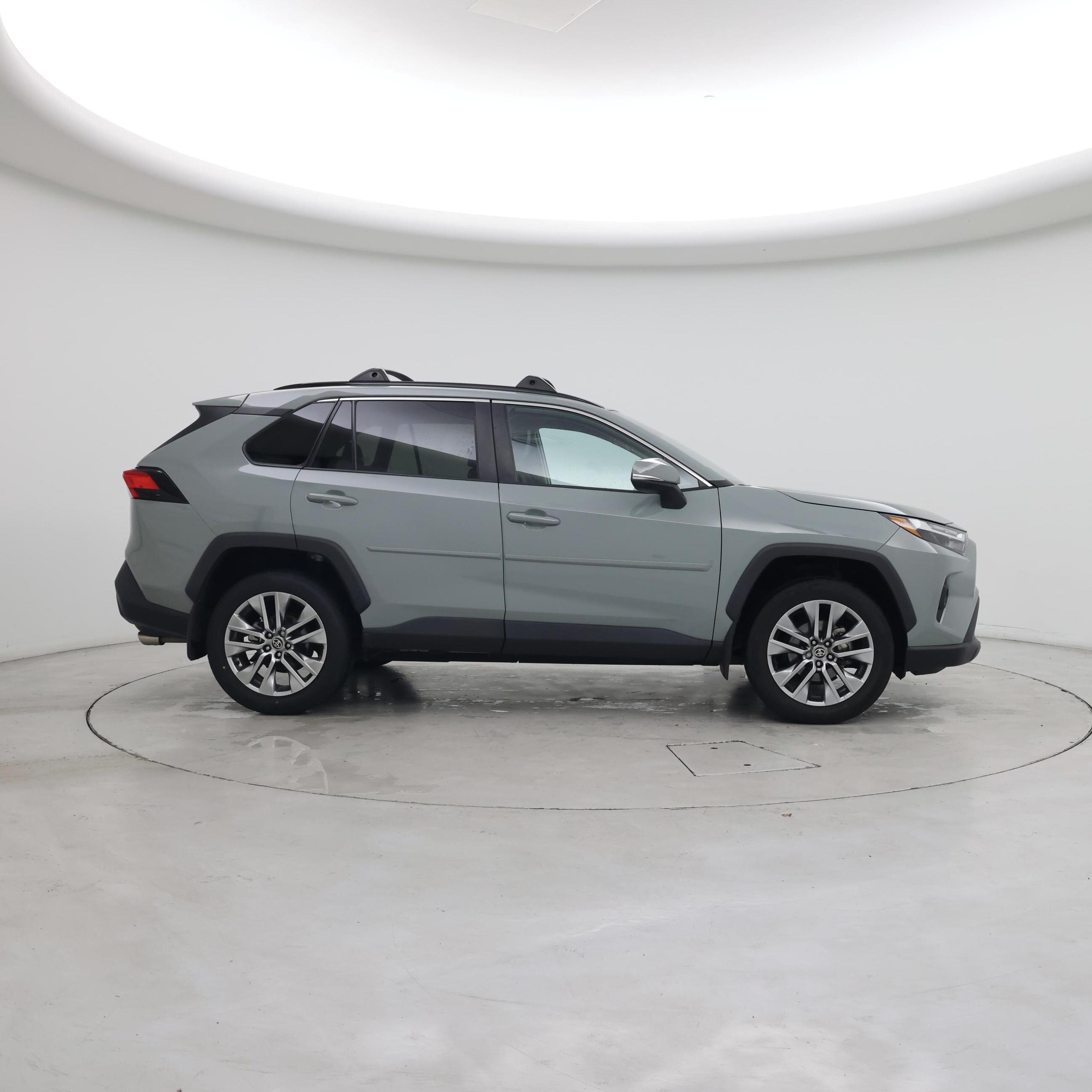 Thumbnail: 2022 Toyota RAV4 - 7