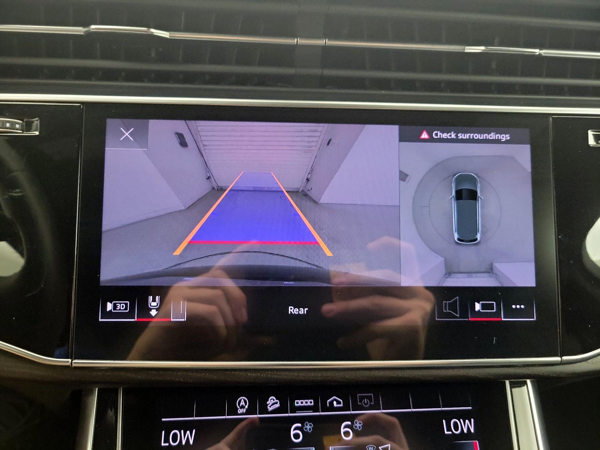 Thumbnail: 2022 Audi Q7 - 15