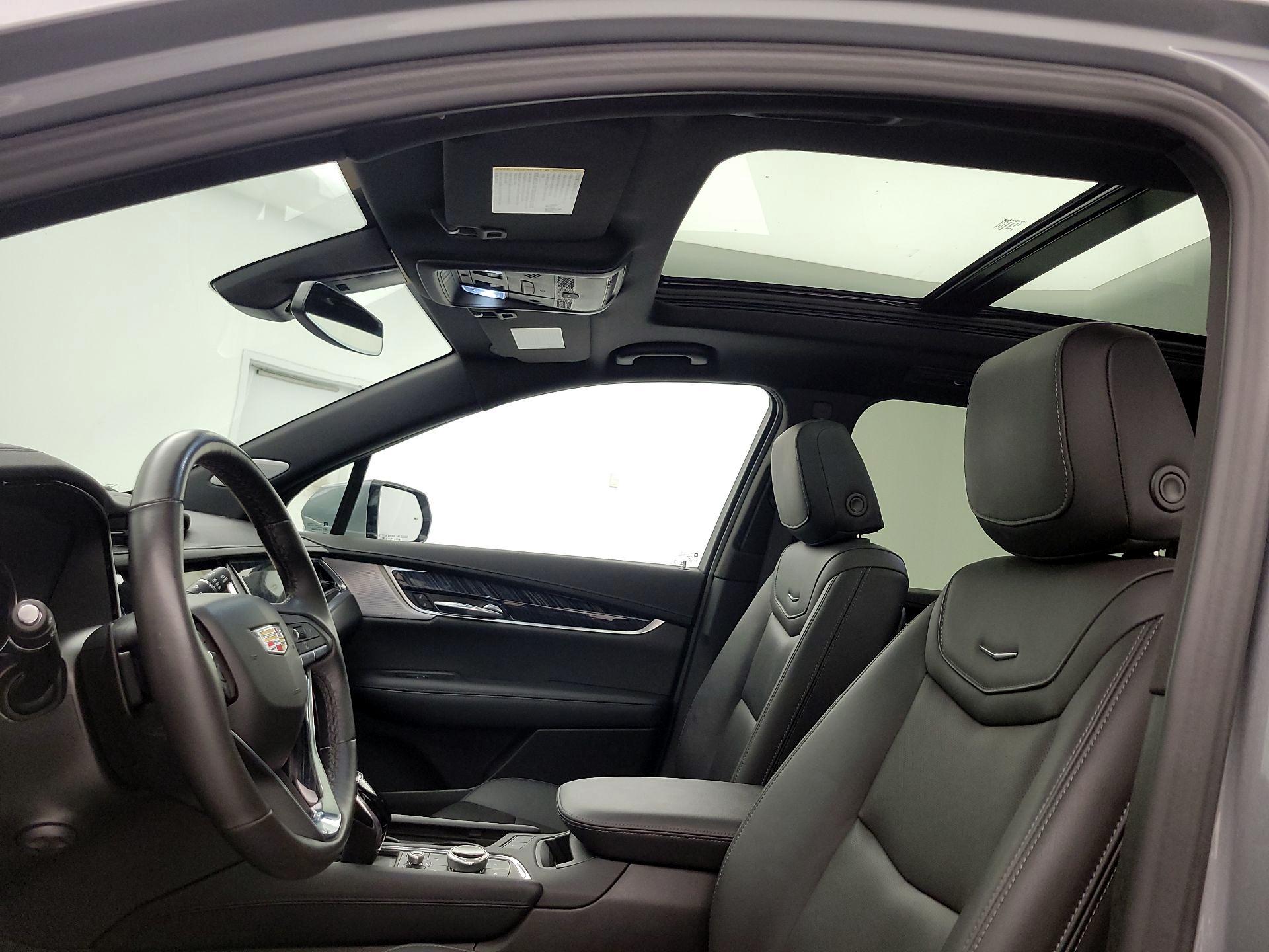 Thumbnail: 2025 Cadillac XT6 - 20