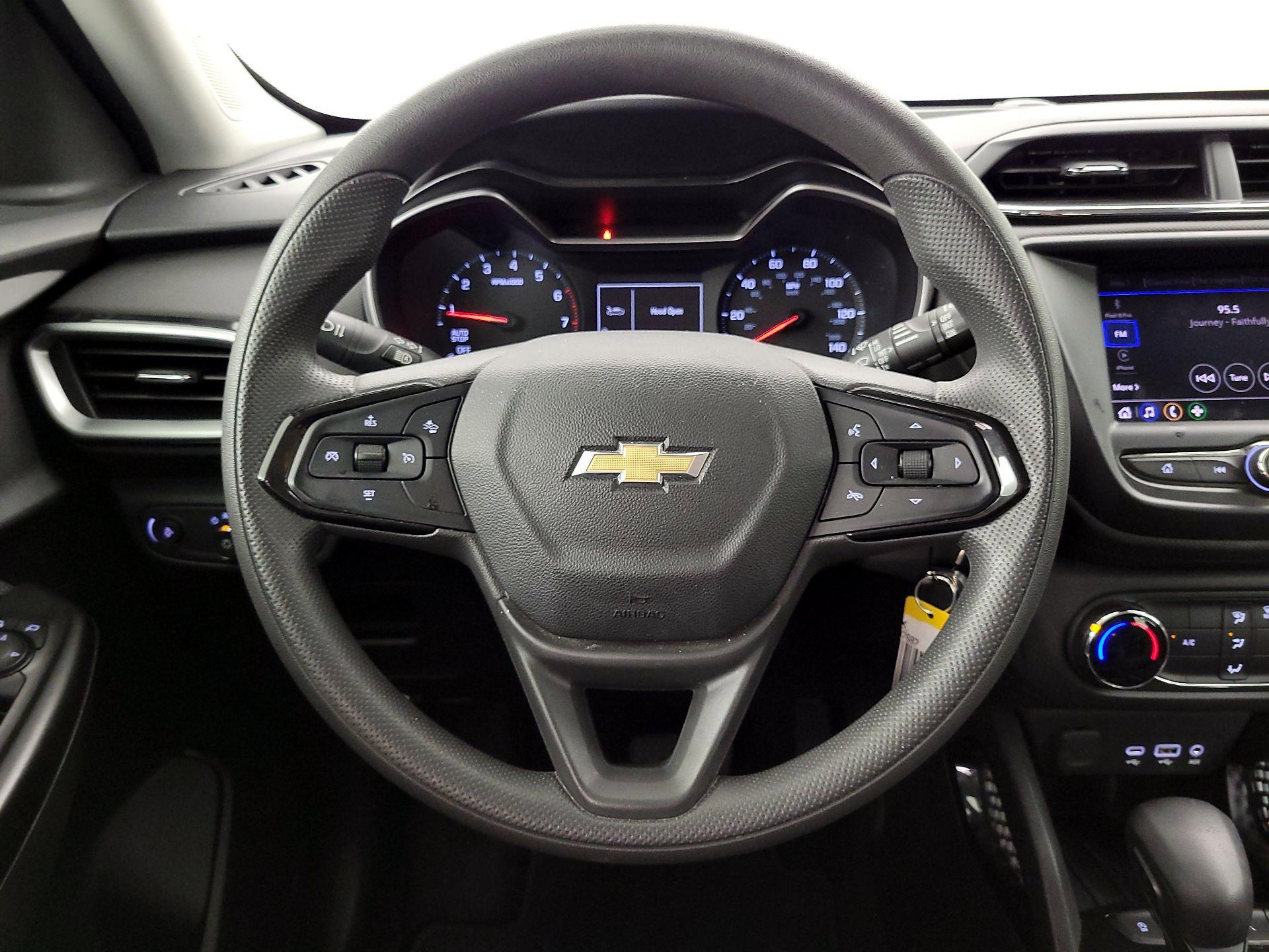 Thumbnail: 2022 Chevrolet TrailBlazer - 10