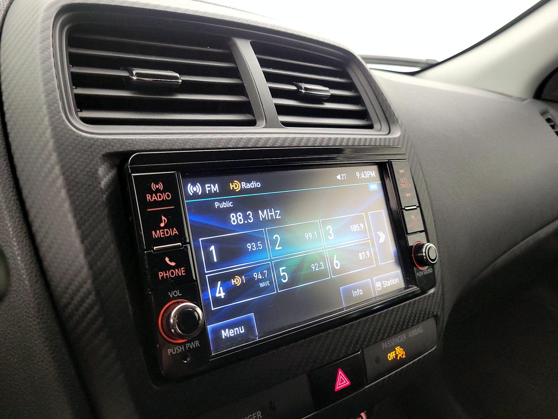 Thumbnail: 2019 Mitsubishi Outlander Sport - 14