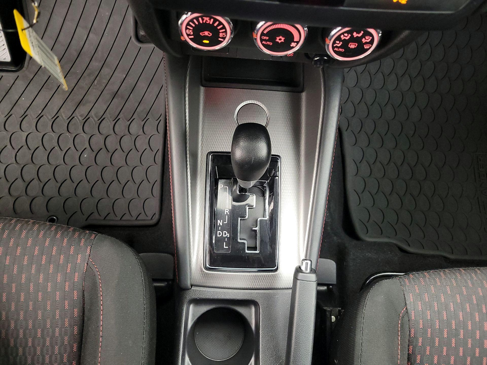 Thumbnail: 2019 Mitsubishi Outlander Sport - 16