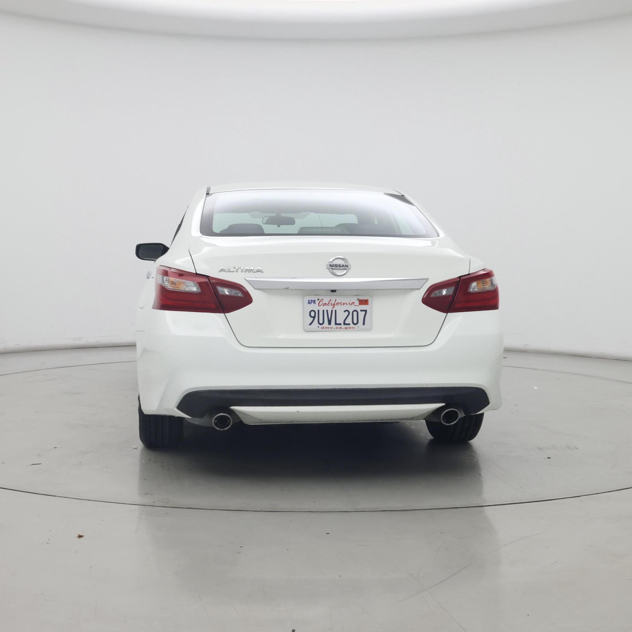 Thumbnail: 2018 Nissan Altima - 6