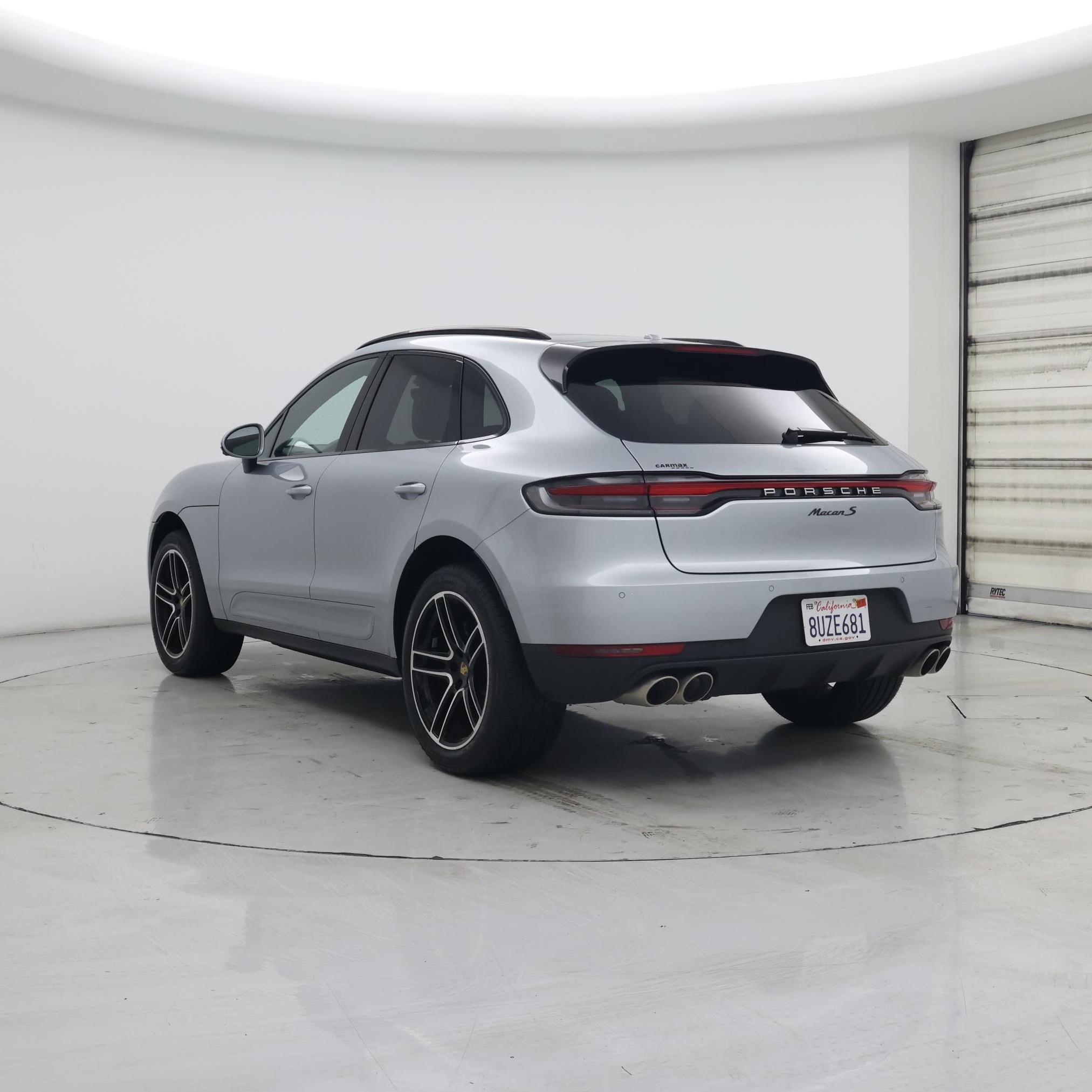Thumbnail: 2021 Porsche Macan - 2
