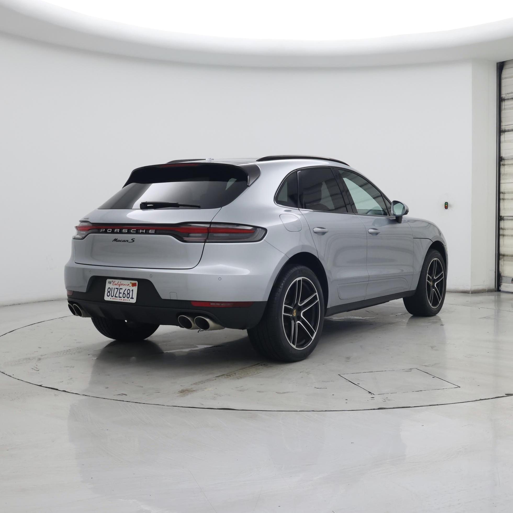 Thumbnail: 2021 Porsche Macan - 8
