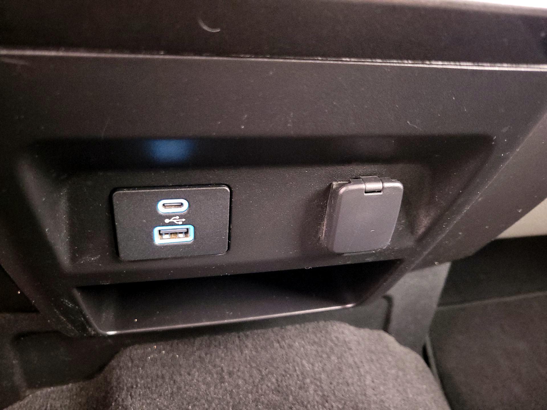 Thumbnail: 2021 Ford F-250 - 18