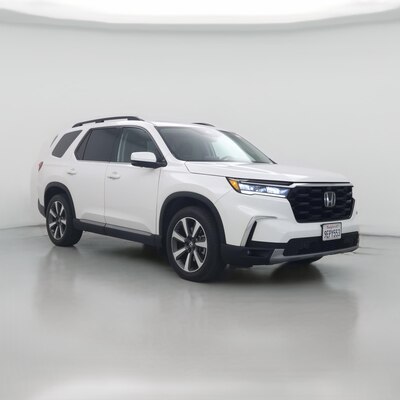 White 2023 Honda Pilot Elite