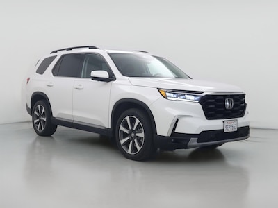 White 2023 Honda Pilot Elite