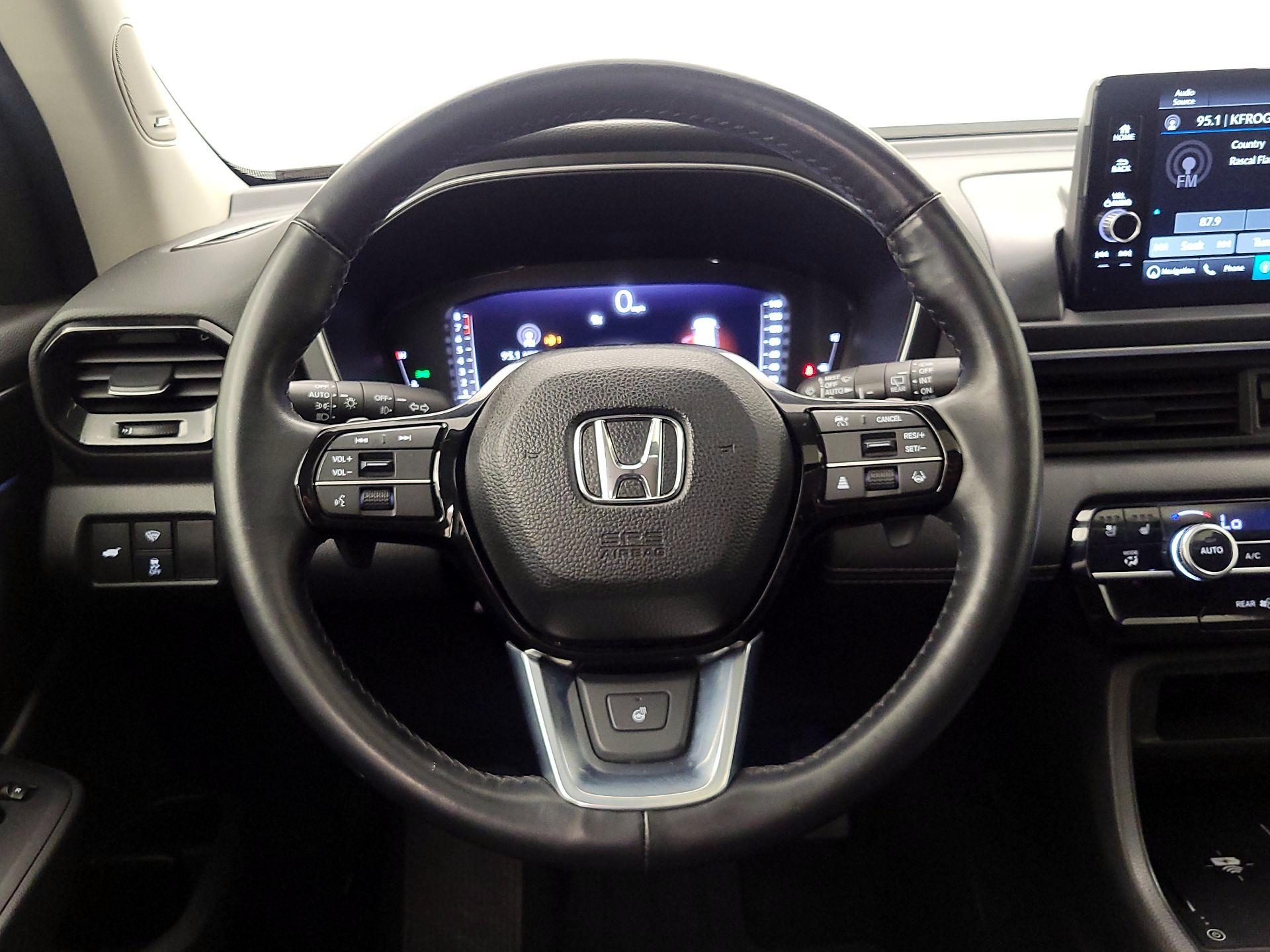 Thumbnail: 2023 Honda Pilot - 10