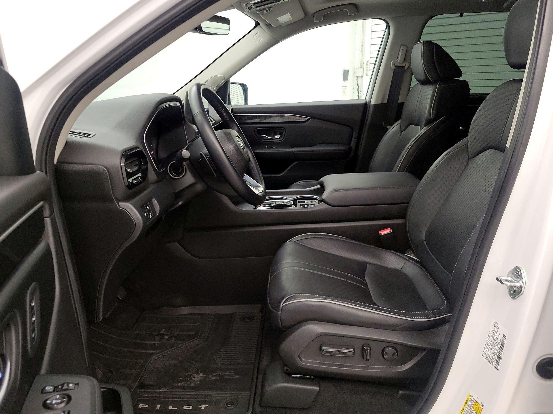 Thumbnail: 2023 Honda Pilot - 11