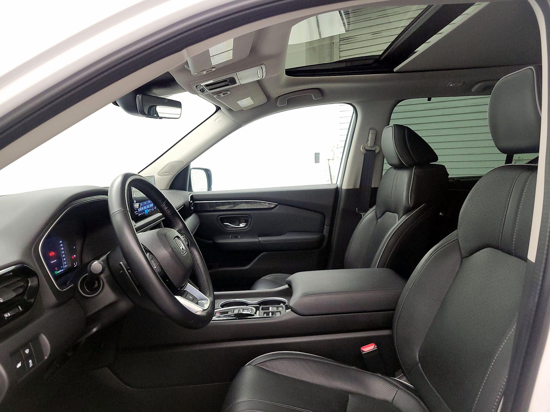 Thumbnail: 2023 Honda Pilot - 19
