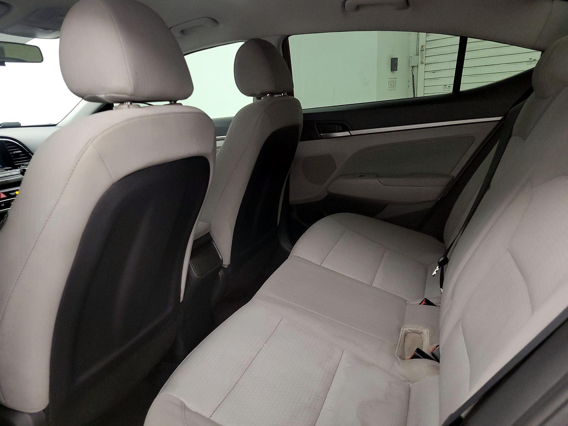 Thumbnail: 2017 Hyundai Elantra - 19