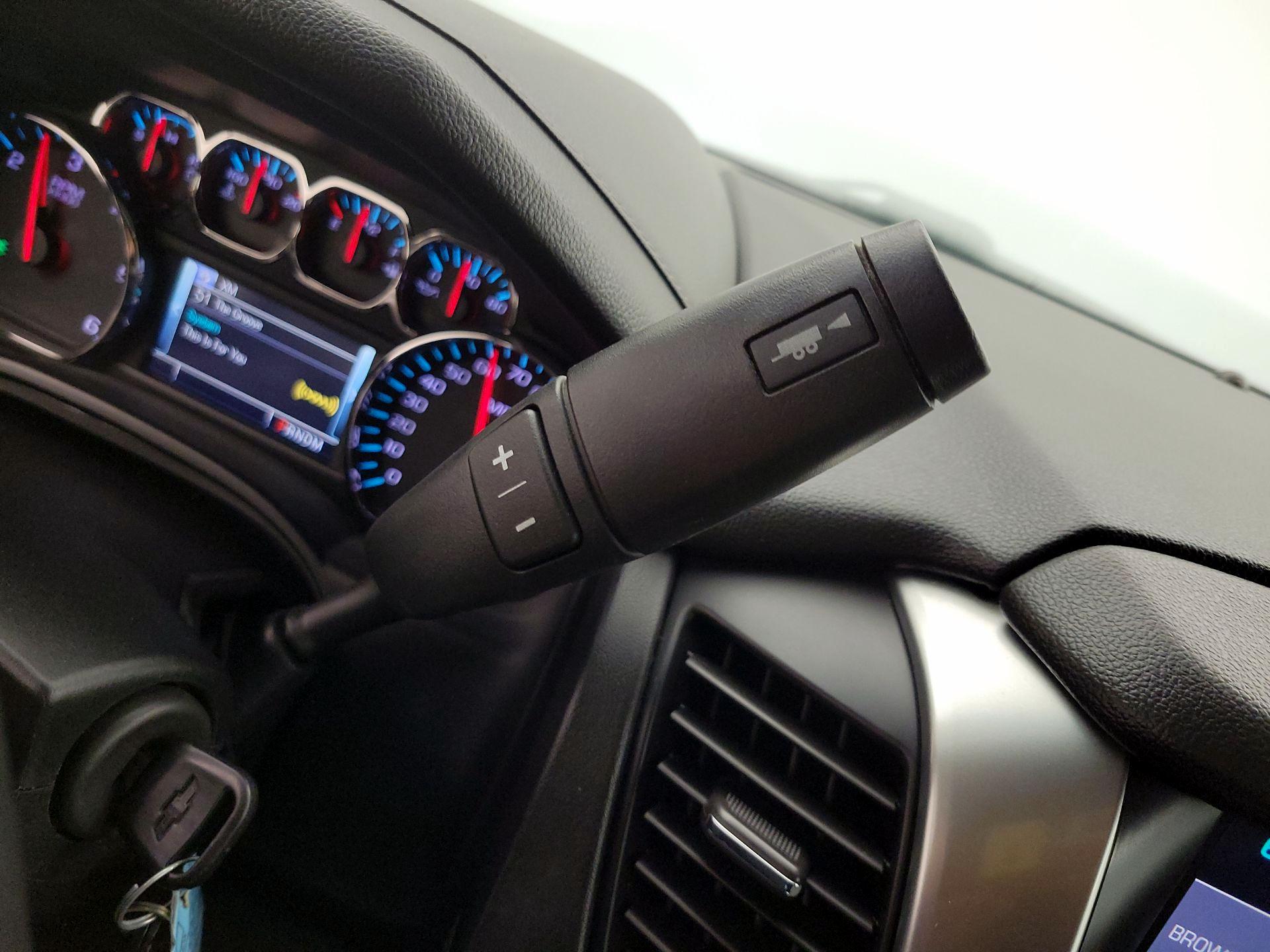 Thumbnail: 2015 Chevrolet Tahoe - 18