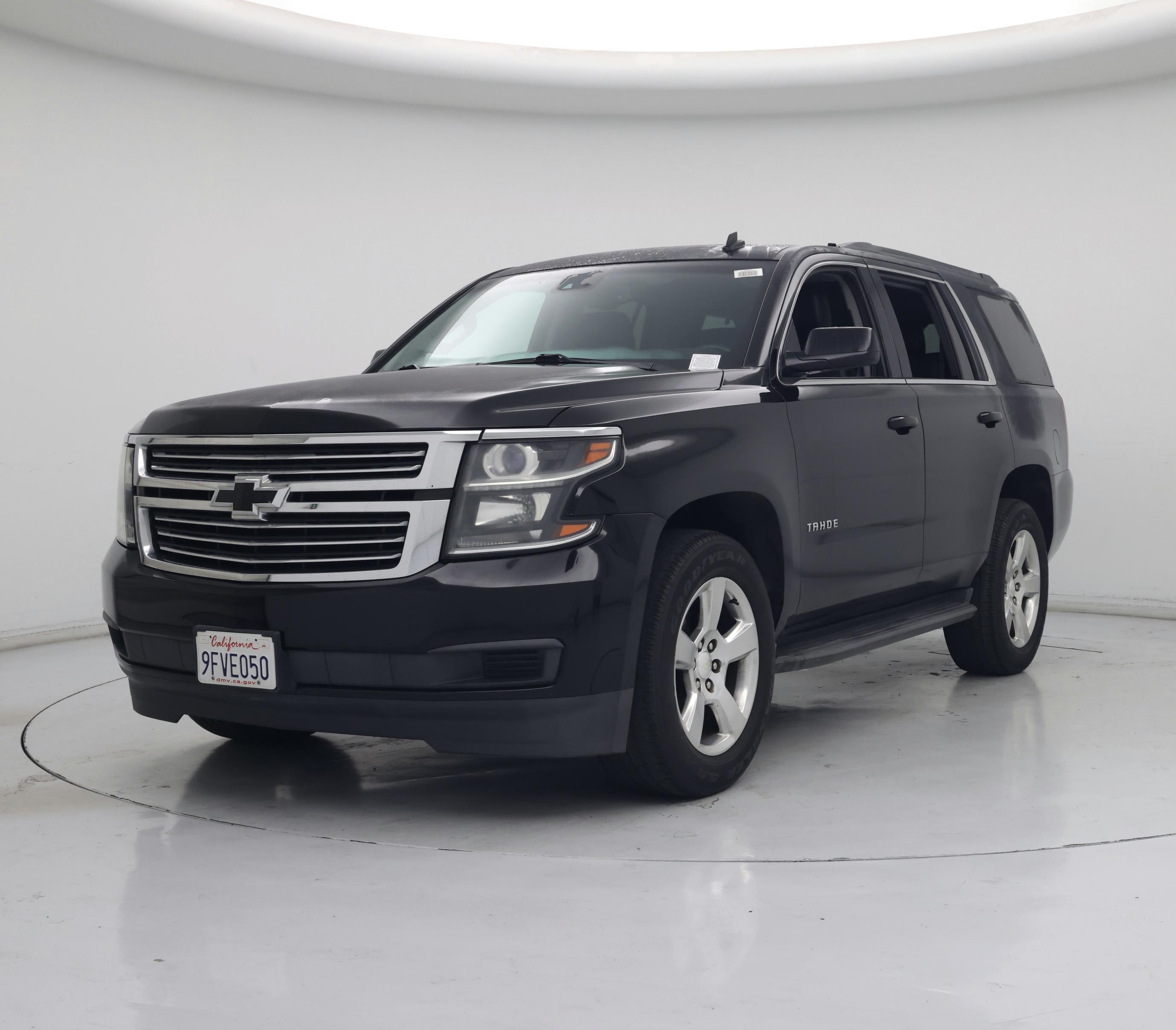 Thumbnail: 2015 Chevrolet Tahoe - 4
