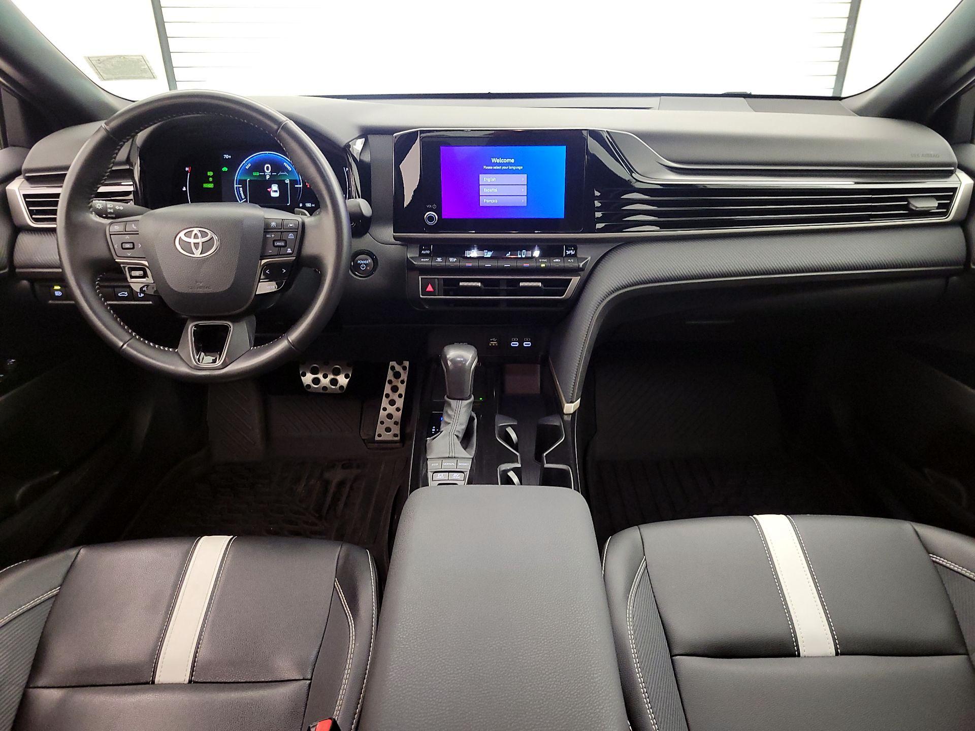 Thumbnail: 2025 Toyota Camry - 9