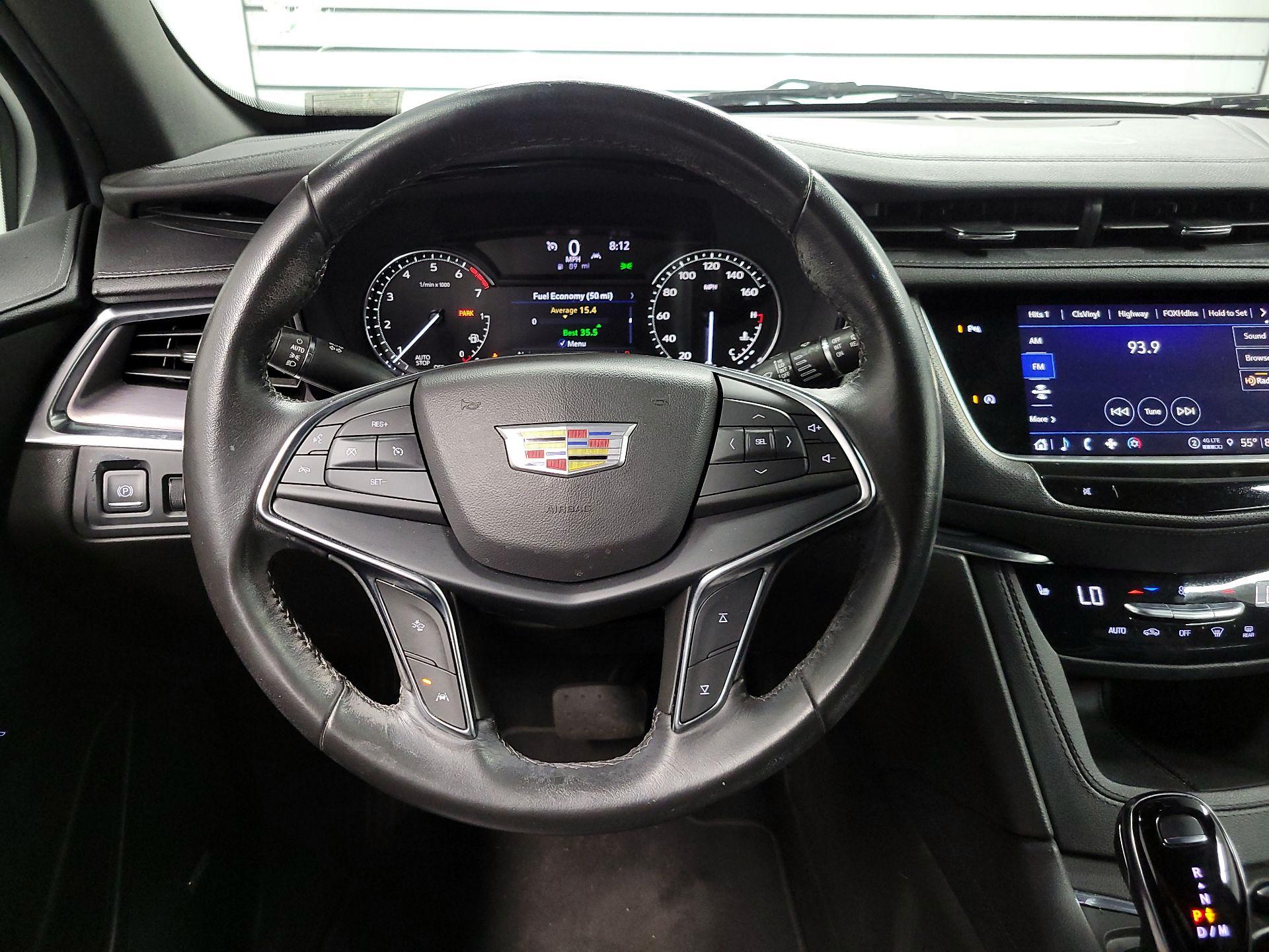 Thumbnail: 2023 Cadillac XT5 - 10