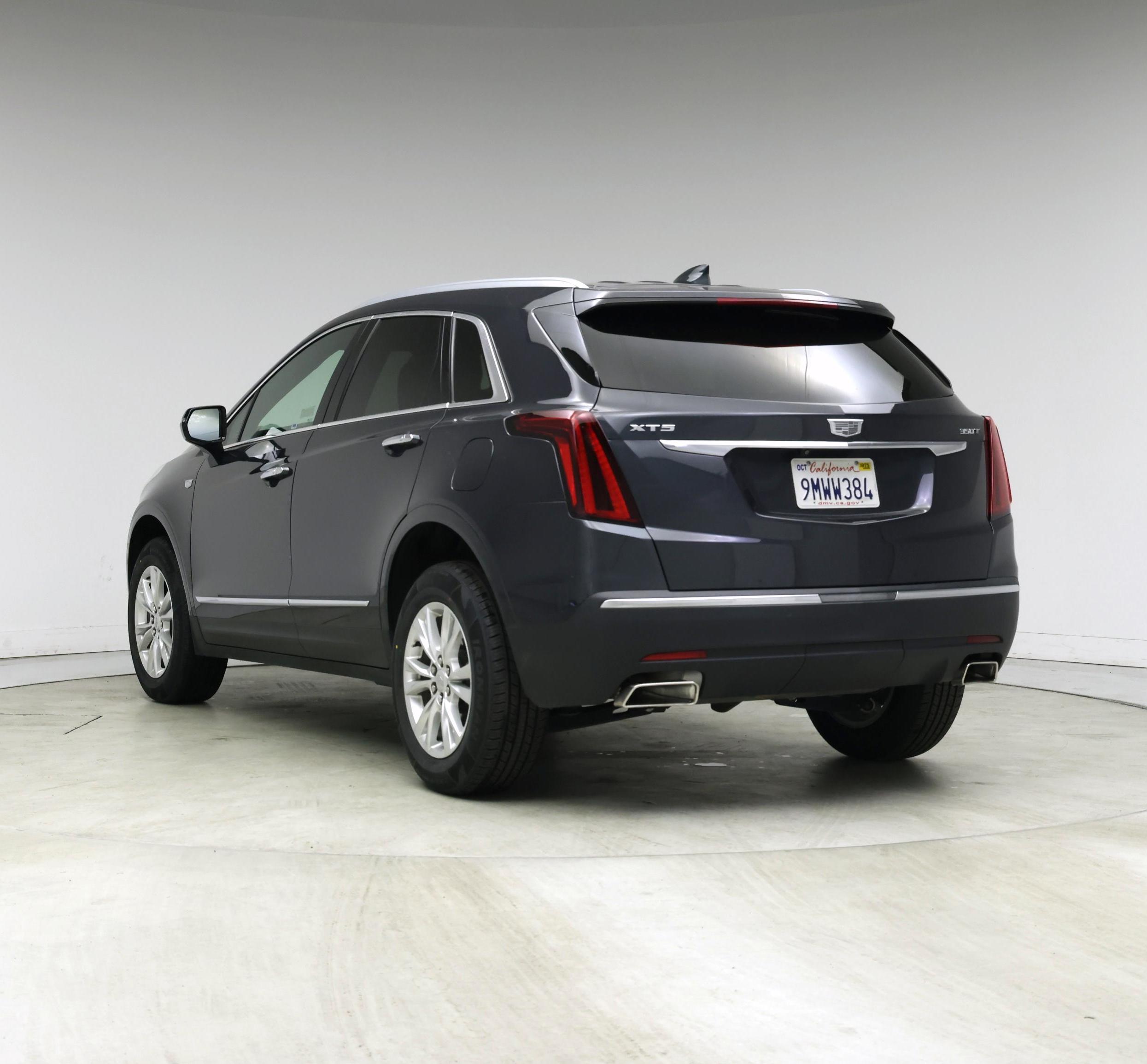 Thumbnail: 2023 Cadillac XT5 - 2