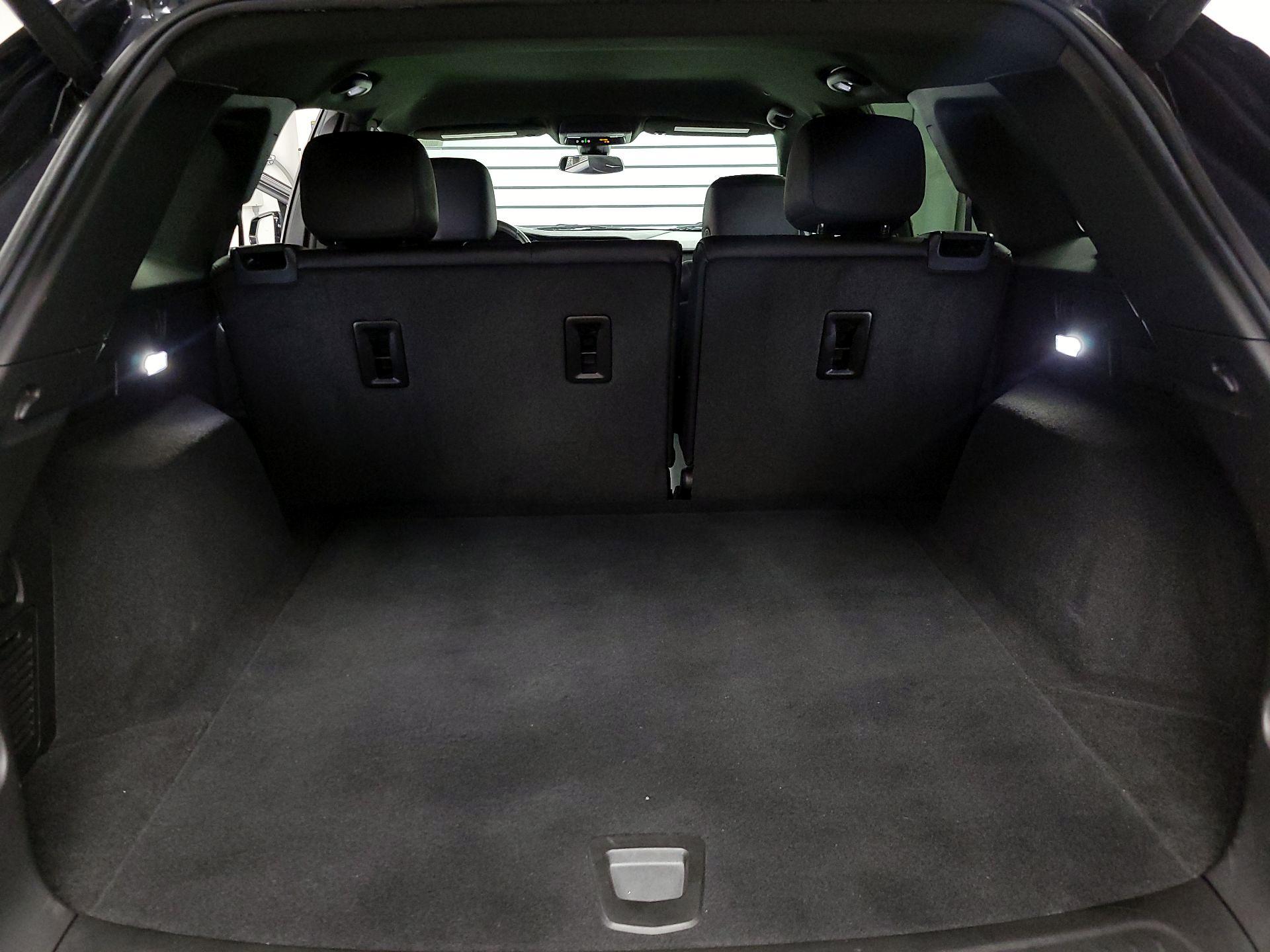 Thumbnail: 2023 Cadillac XT5 - 19