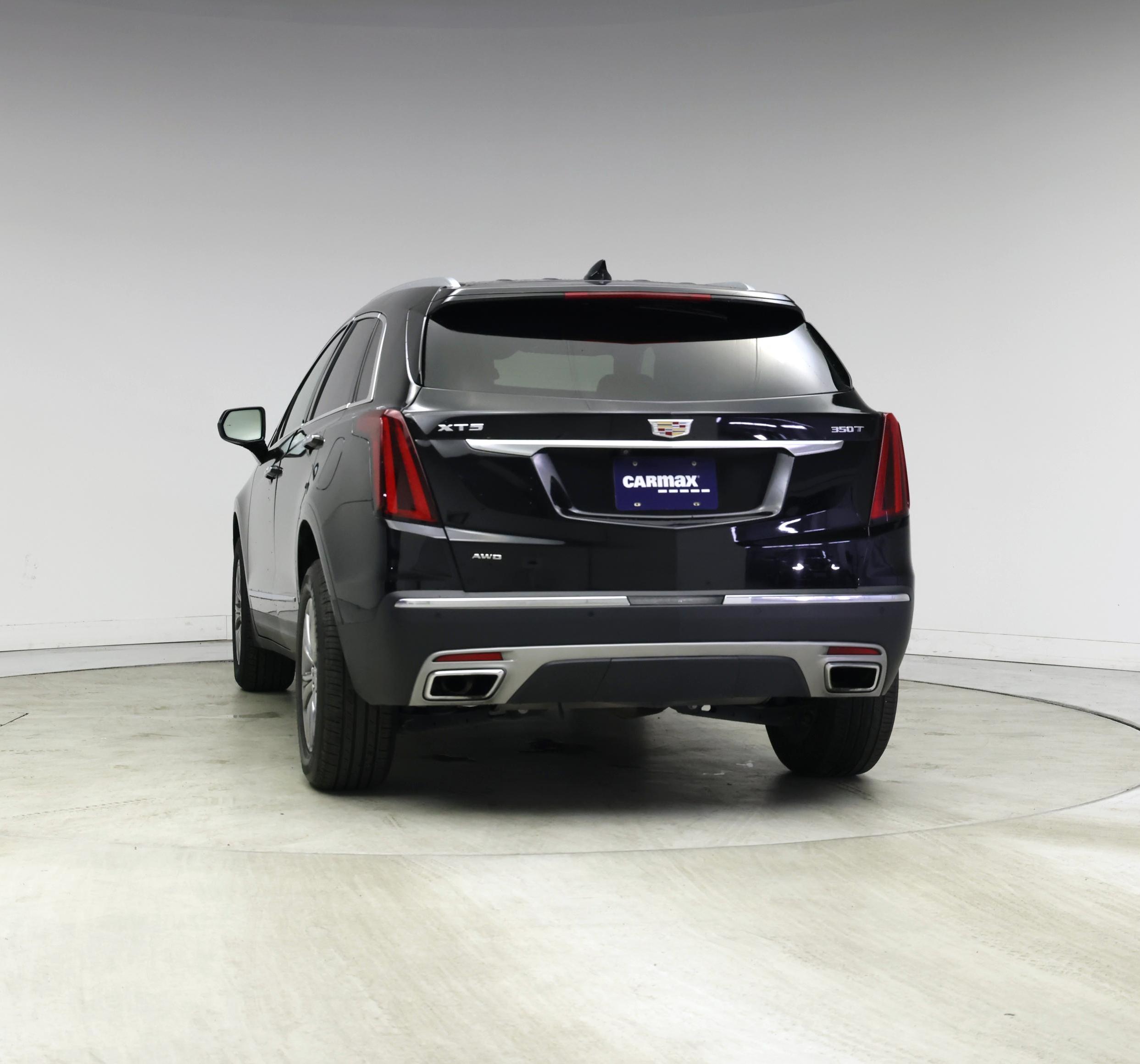 Thumbnail: 2023 Cadillac XT5 - 6