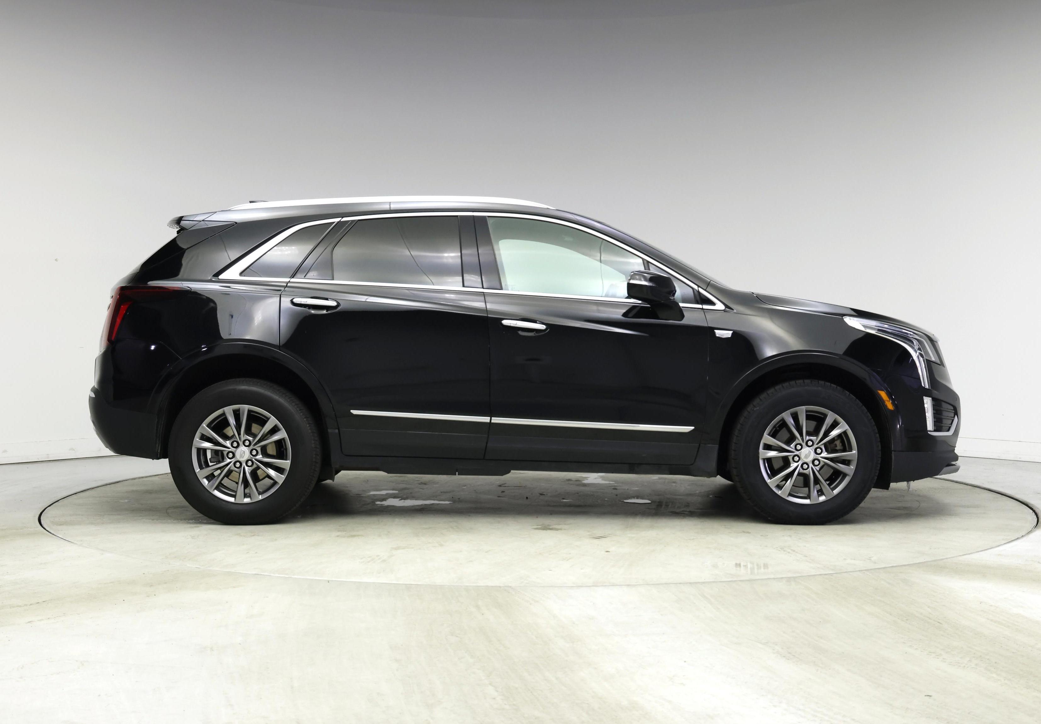Thumbnail: 2023 Cadillac XT5 - 7