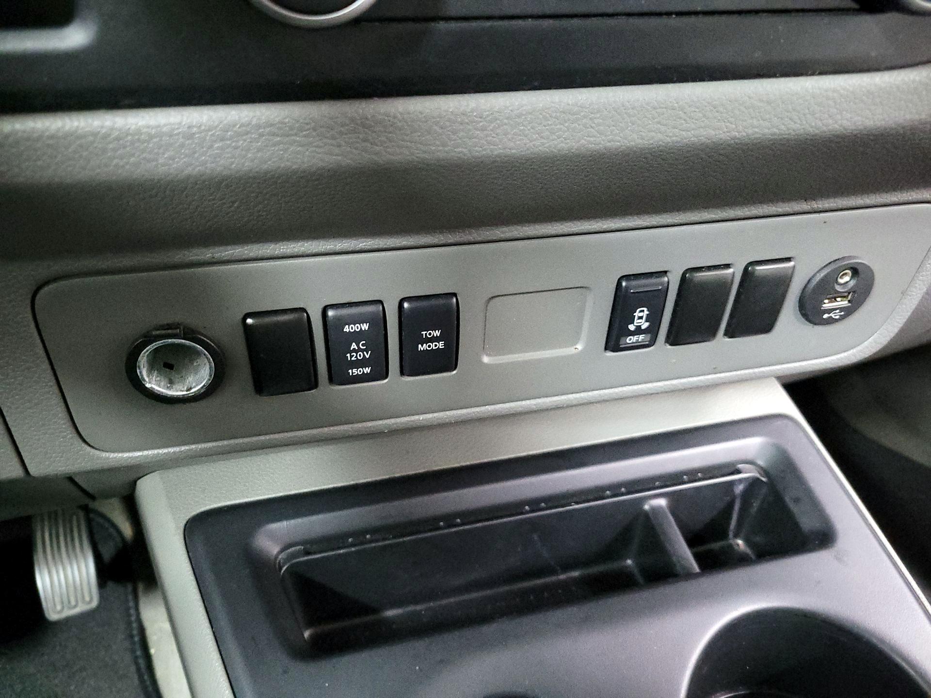 Thumbnail: 2014 Nissan NV - 18