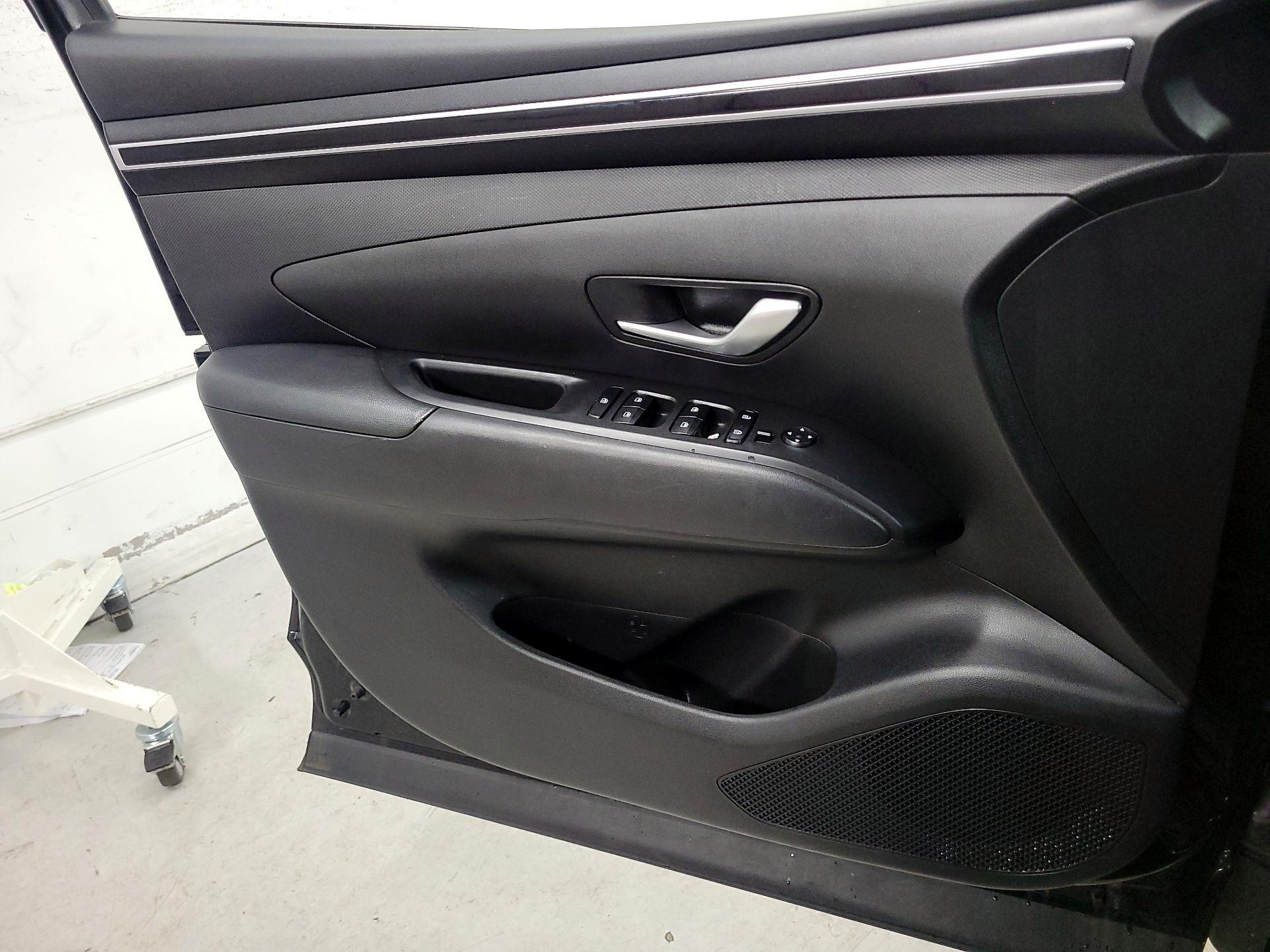 Thumbnail: 2023 Hyundai Tucson - 12