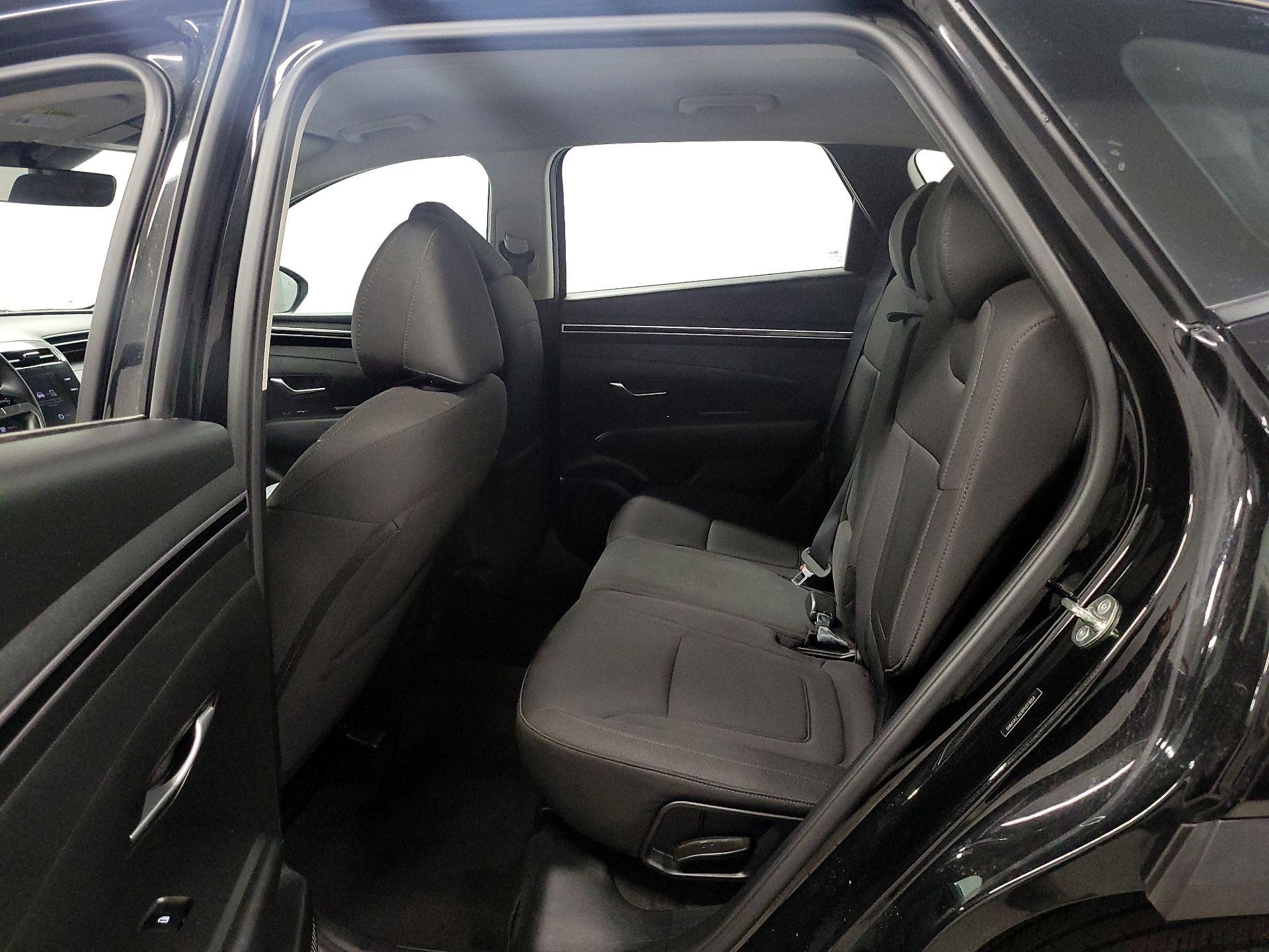 Thumbnail: 2023 Hyundai Tucson - 18