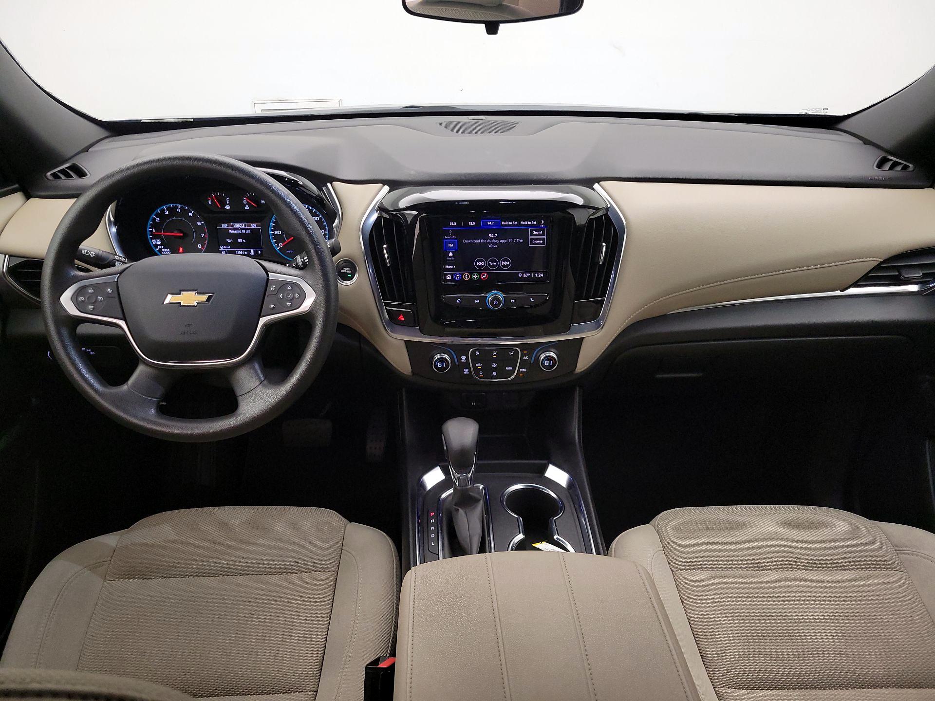 Thumbnail: 2023 Chevrolet Traverse - 9