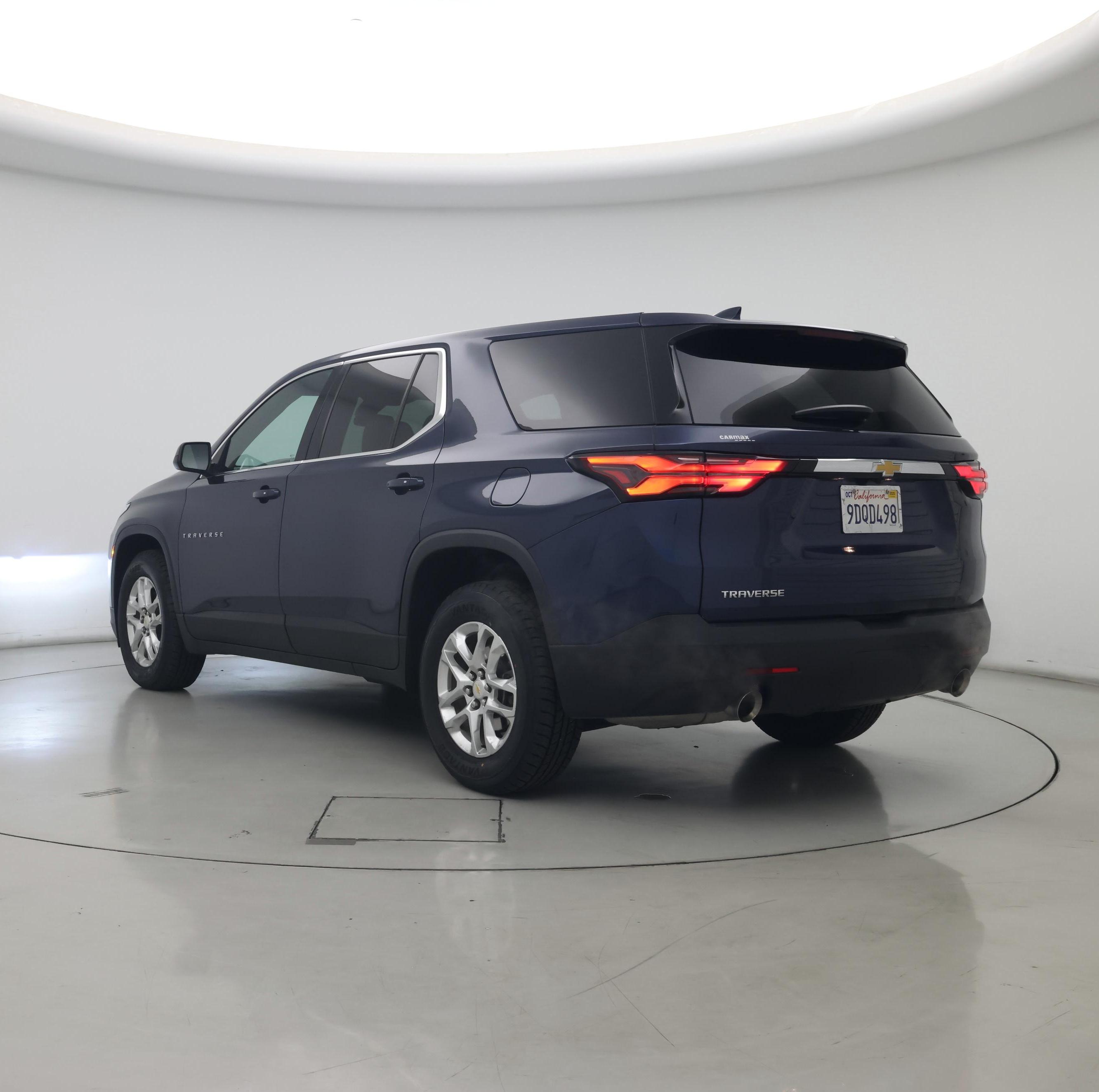 Thumbnail: 2023 Chevrolet Traverse - 2
